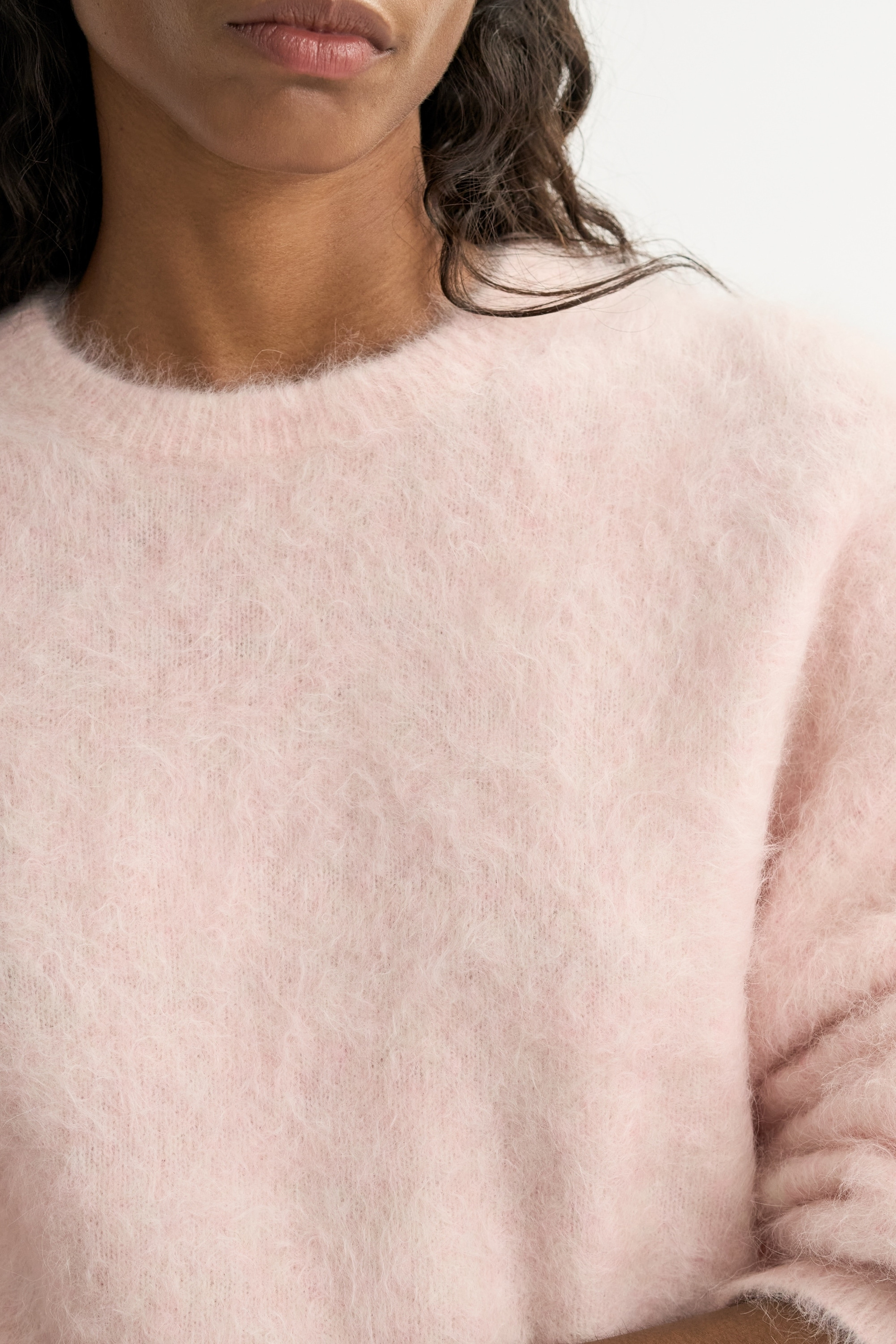 Alpaca crewneck 4