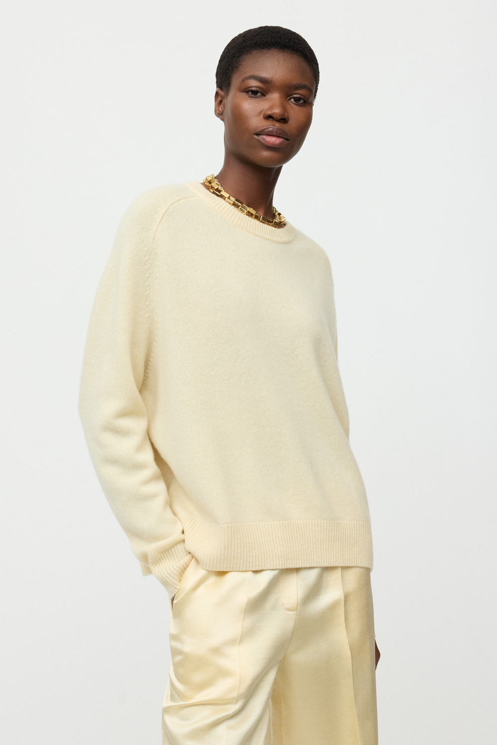 Boyfriend crewneck - Crewnecks - Powder | Soft Goat Boyfriend crewneck - Crewnecks - Powder | Soft Goat