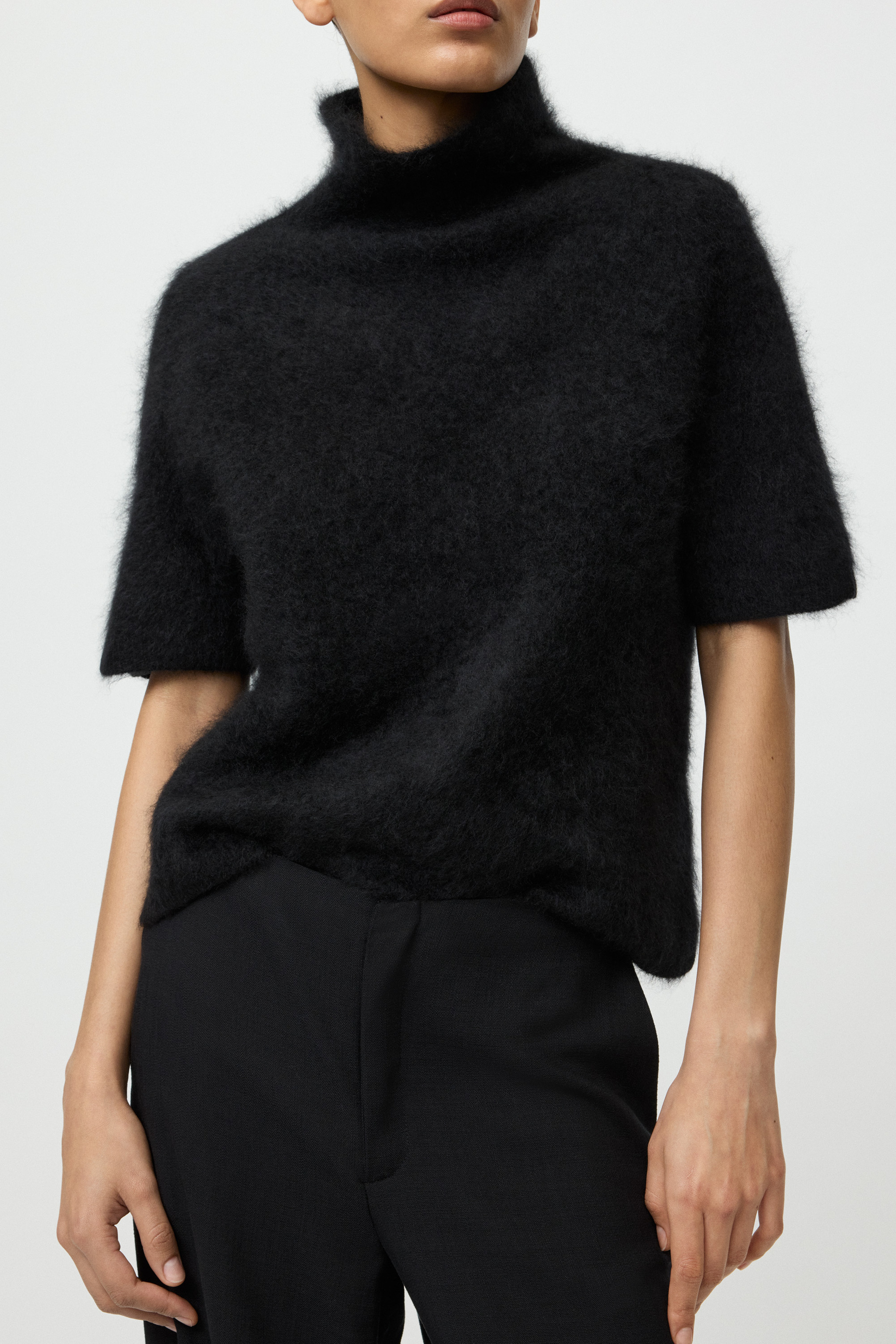 Brushed short sleeve turtleneck 4