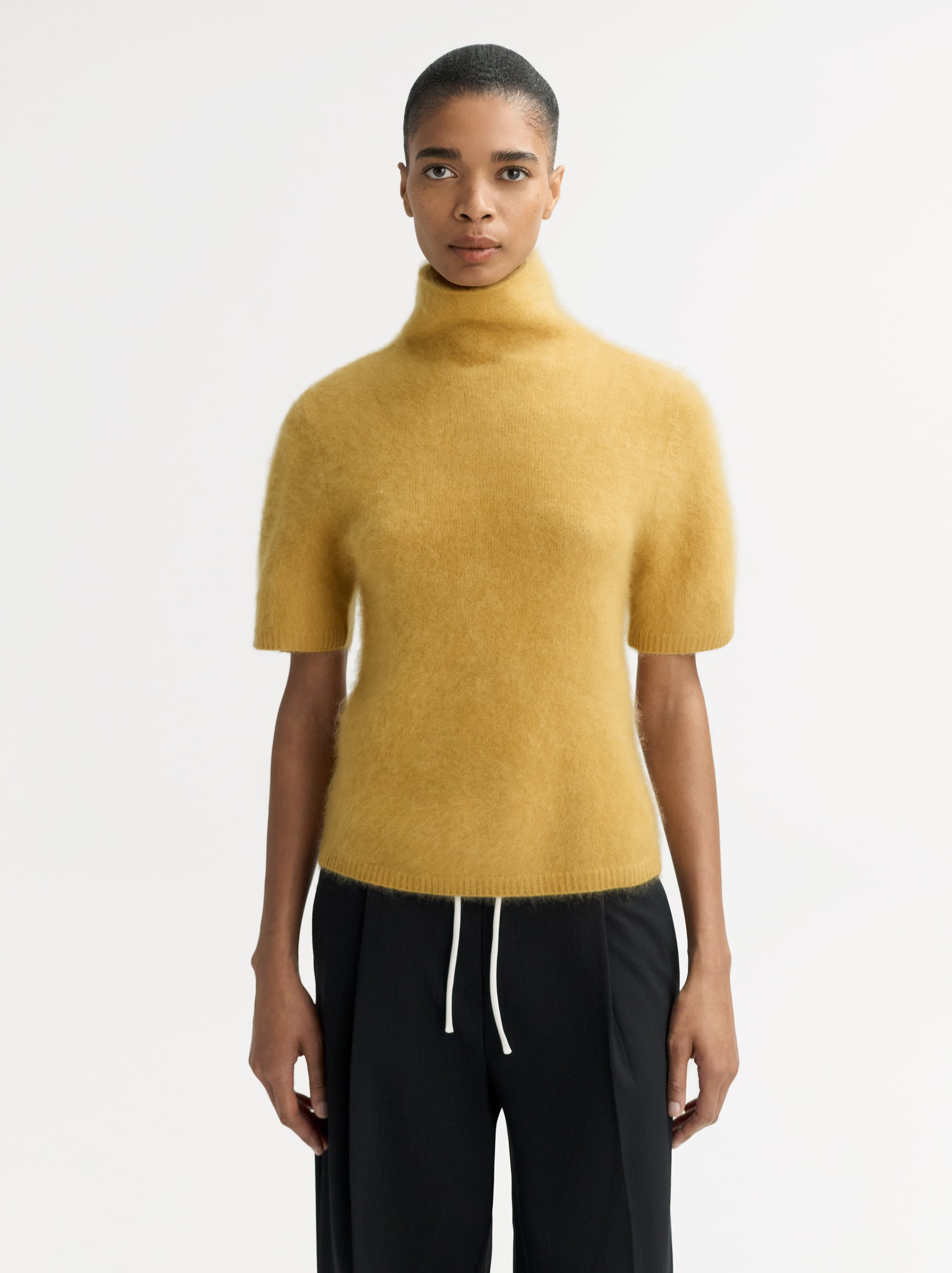 Brushed short sleeve turtleneck 2