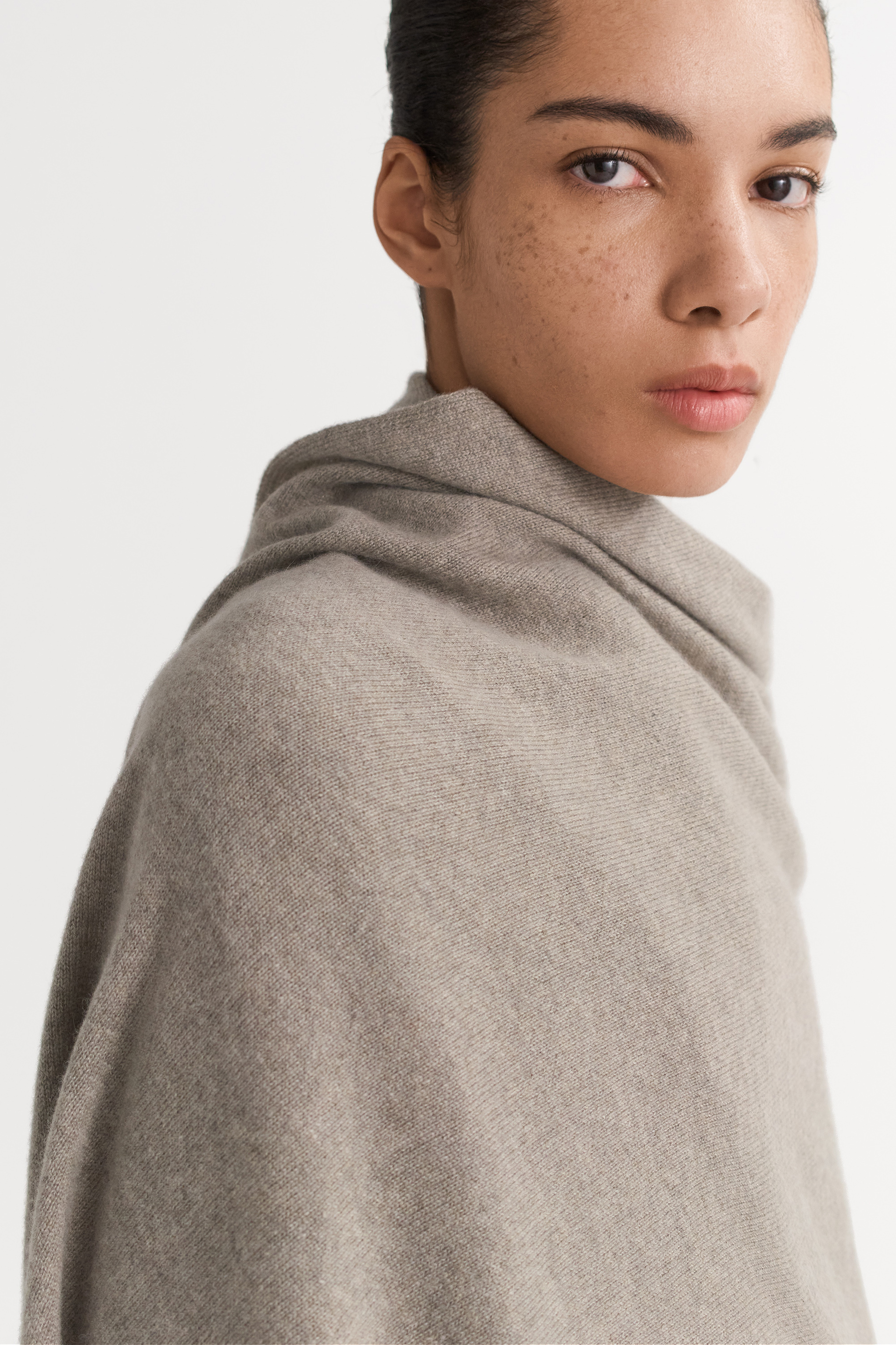 Knitted scarf 2