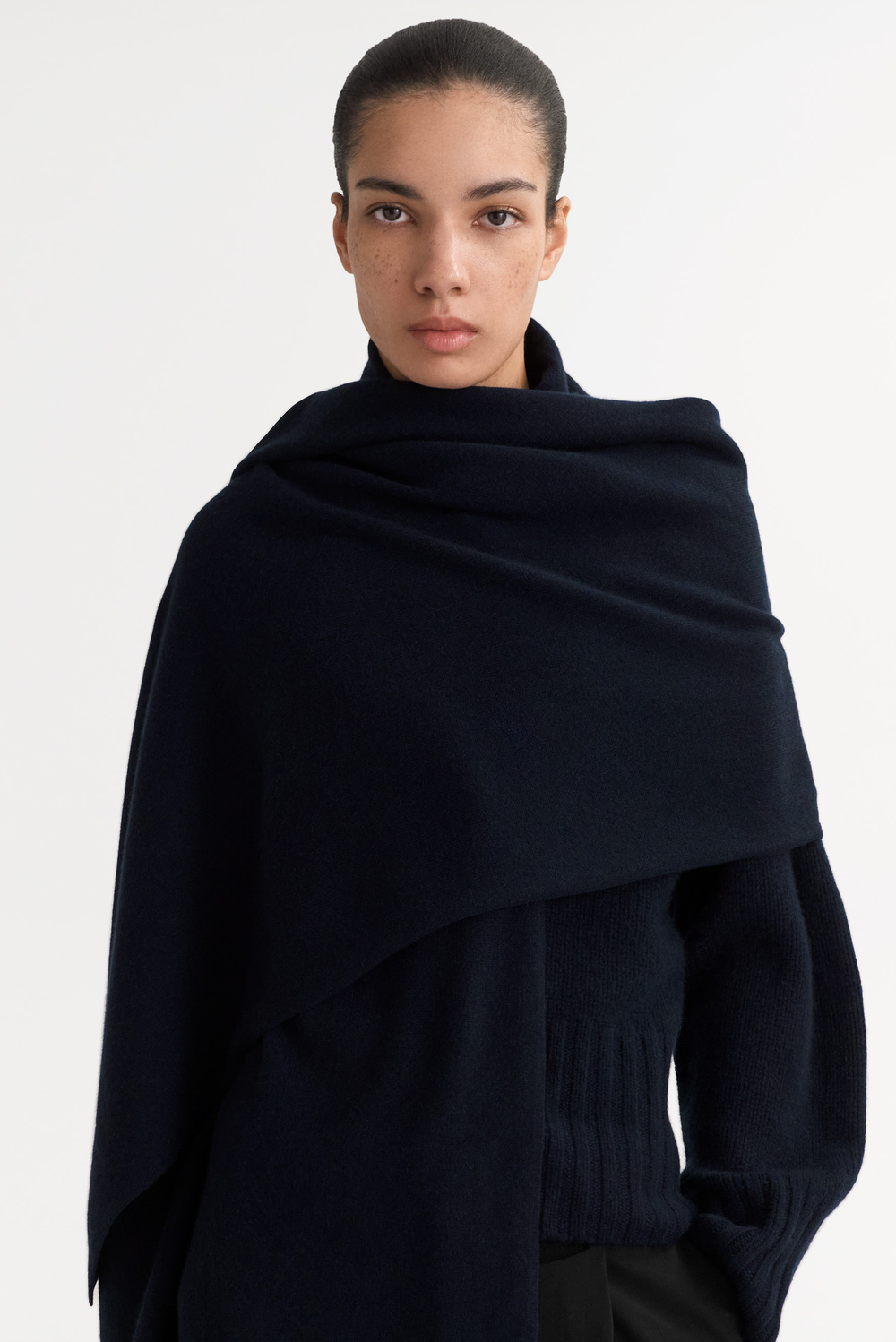 Knitted scarf - Scarves - Navy | Soft Goat