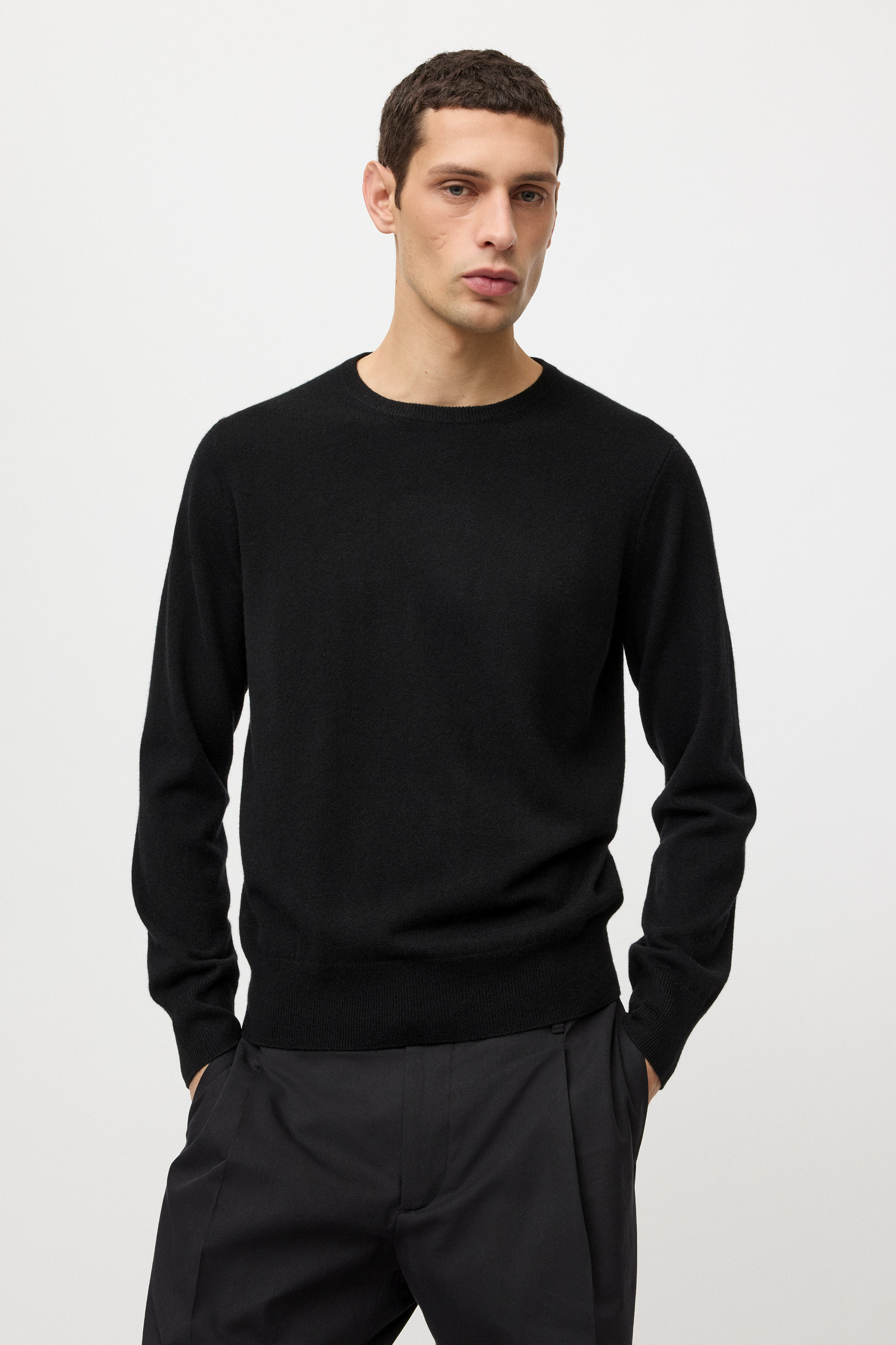Men's Classic Crewneck 2
