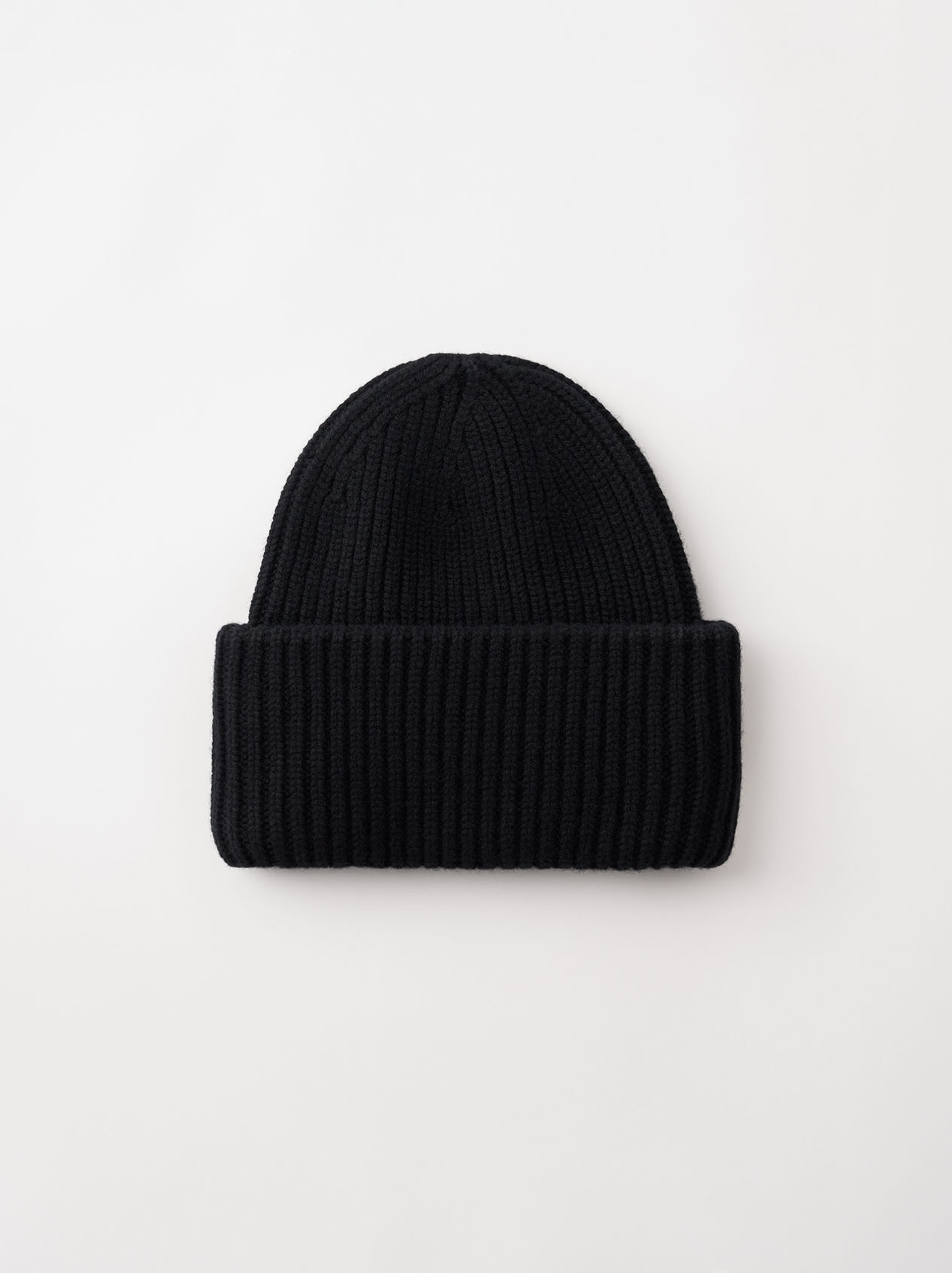 Ribbed beanie 1