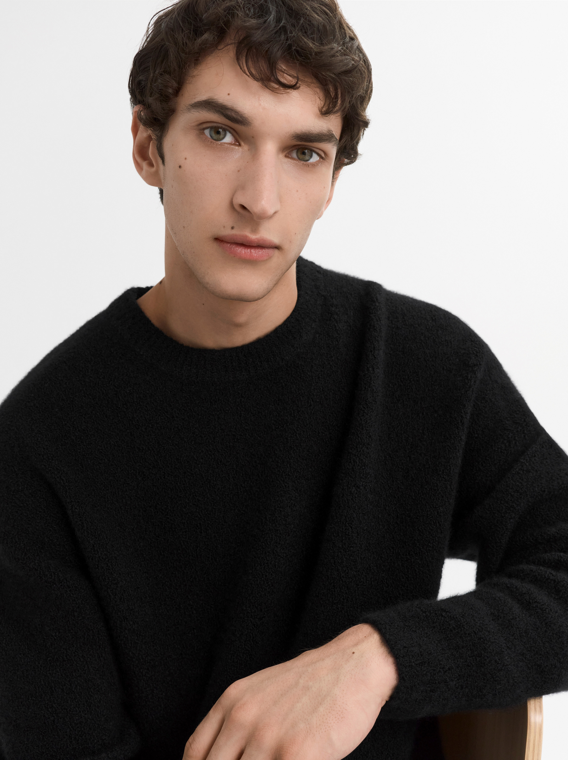 Men's Boucle Crewneck 4