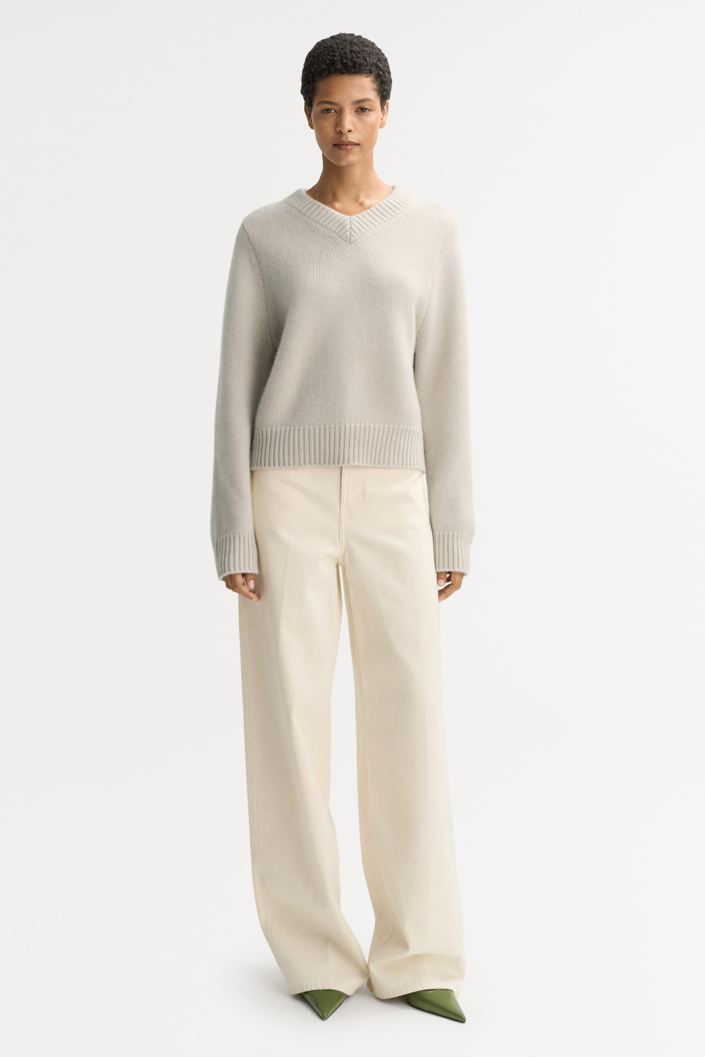 Chunky v-neck - V-Necks - Chalk | Soft Goat