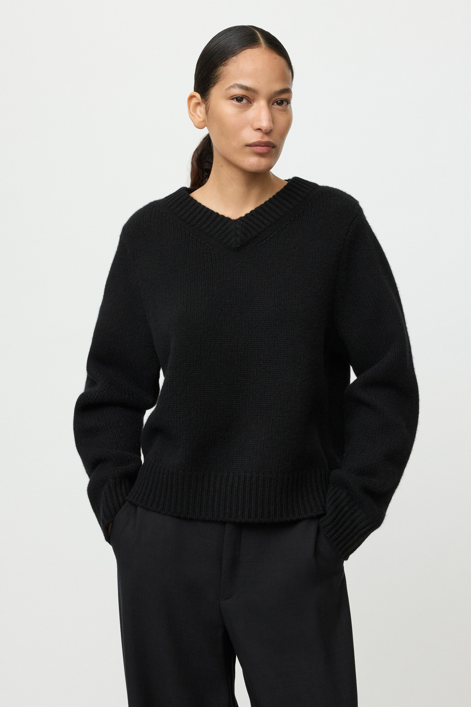 Chunky v-neck 2