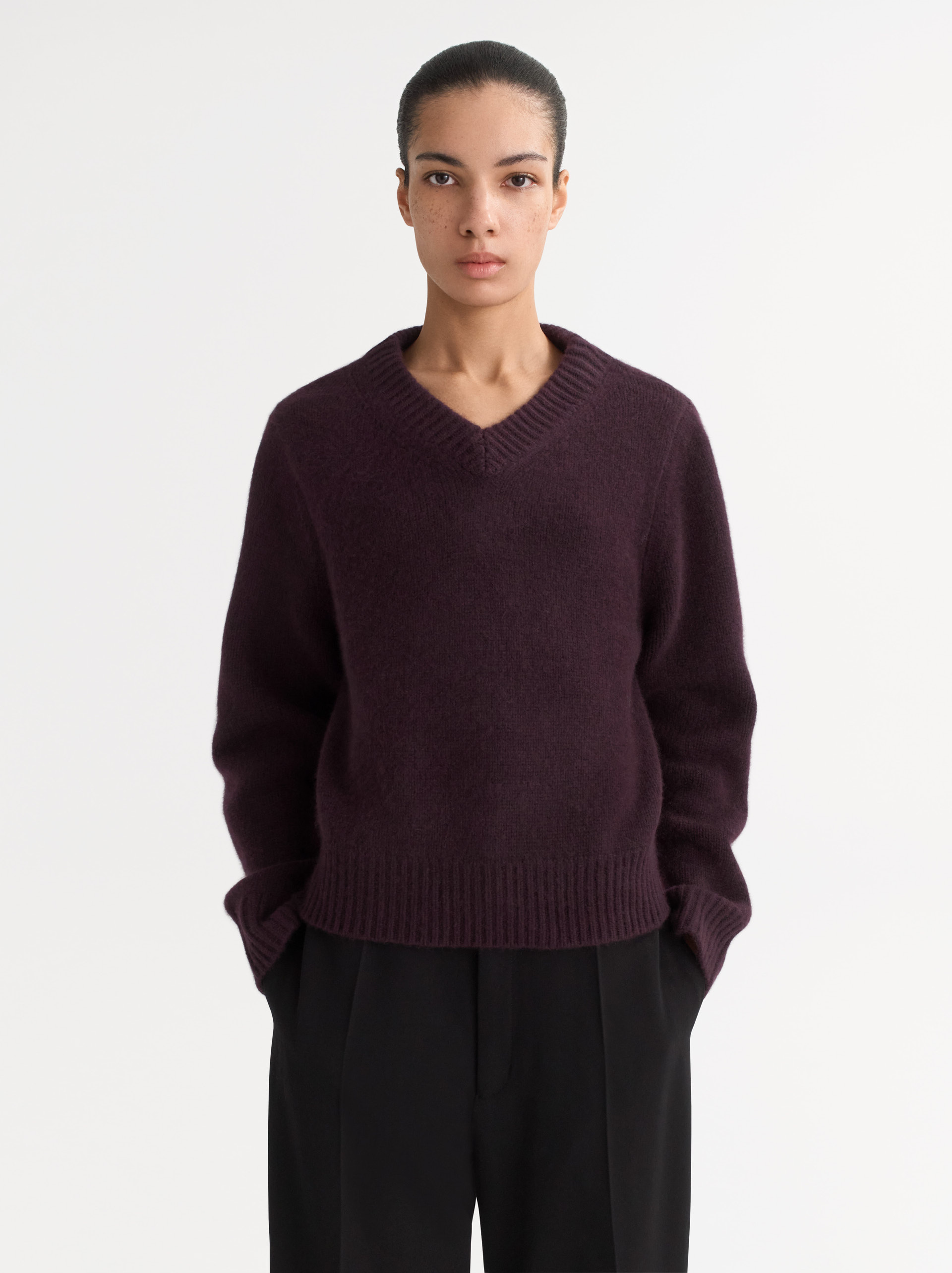 Chunky v-neck 0