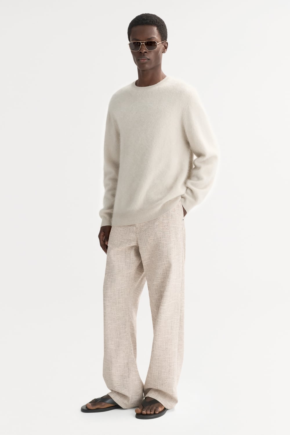 Men's V-neck - V-Necks - Greige | Soft Goat