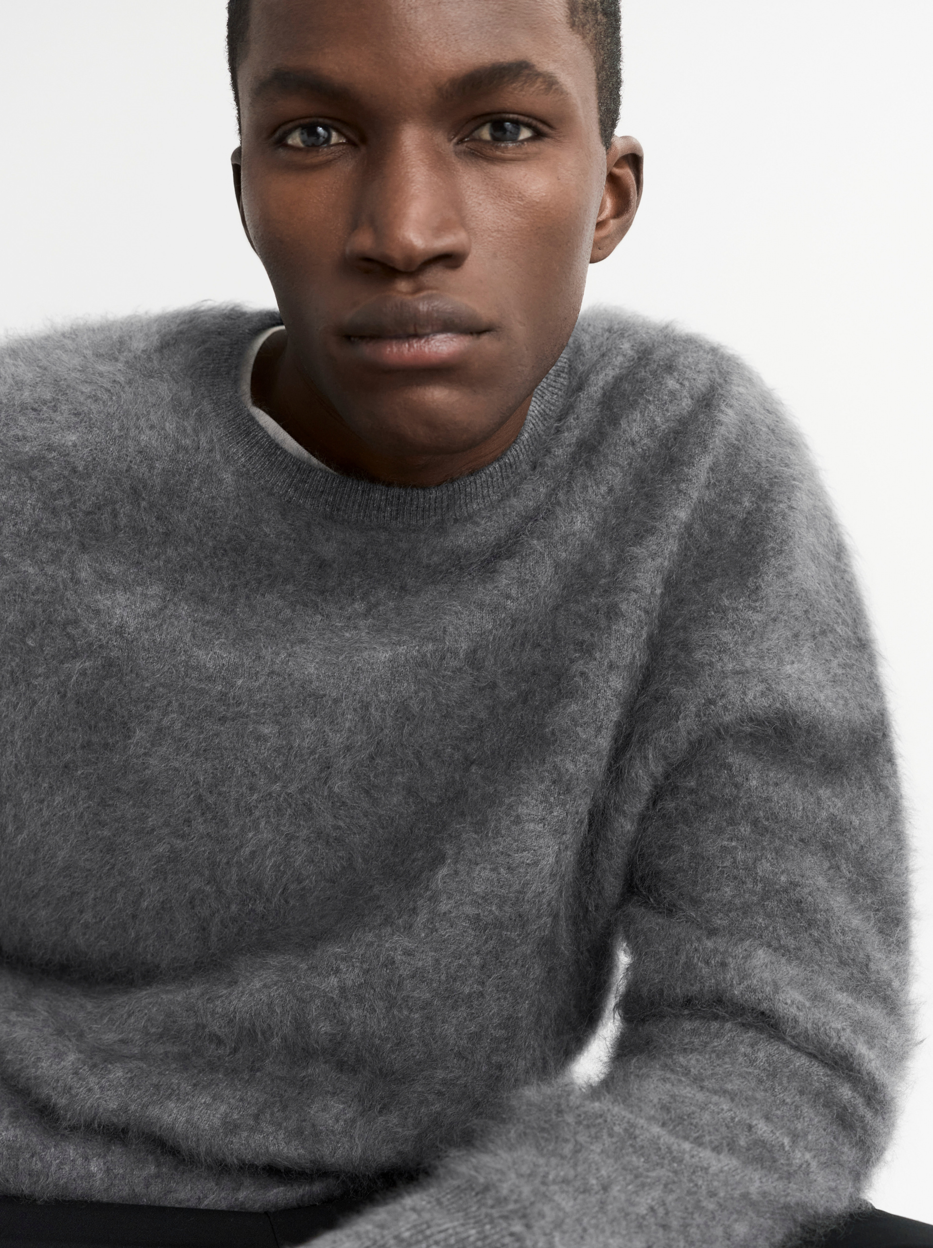 Men's Brushed Crewneck 4