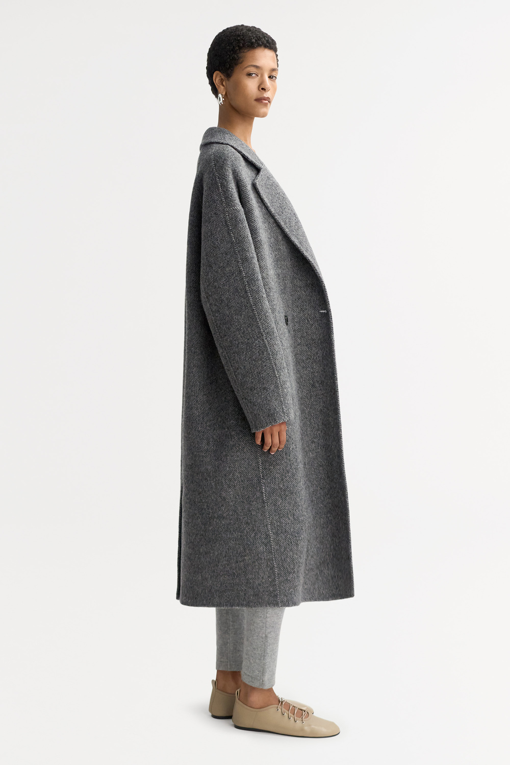 2688_80fba2b2c9-women-