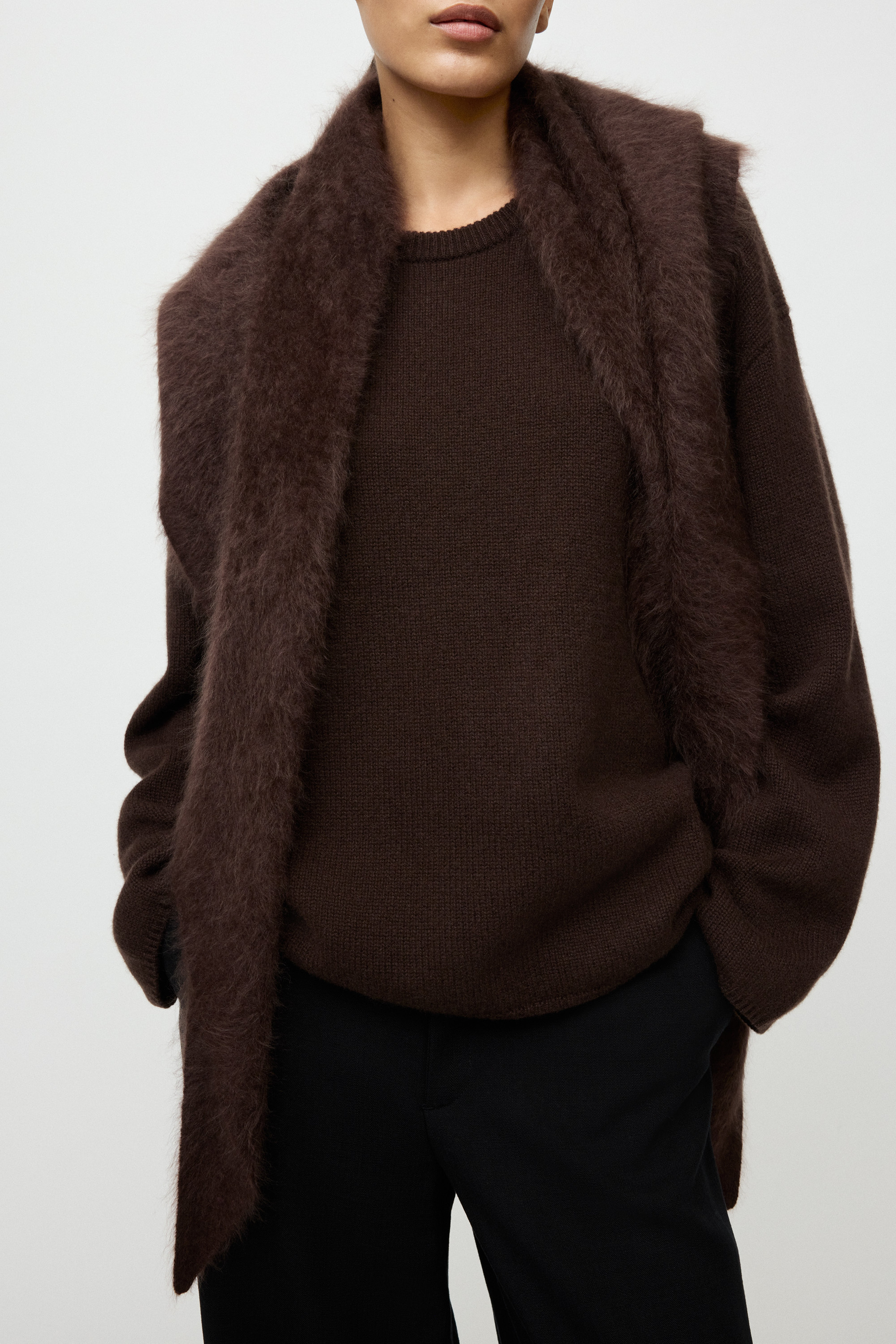 Relaxed fit crewneck 4