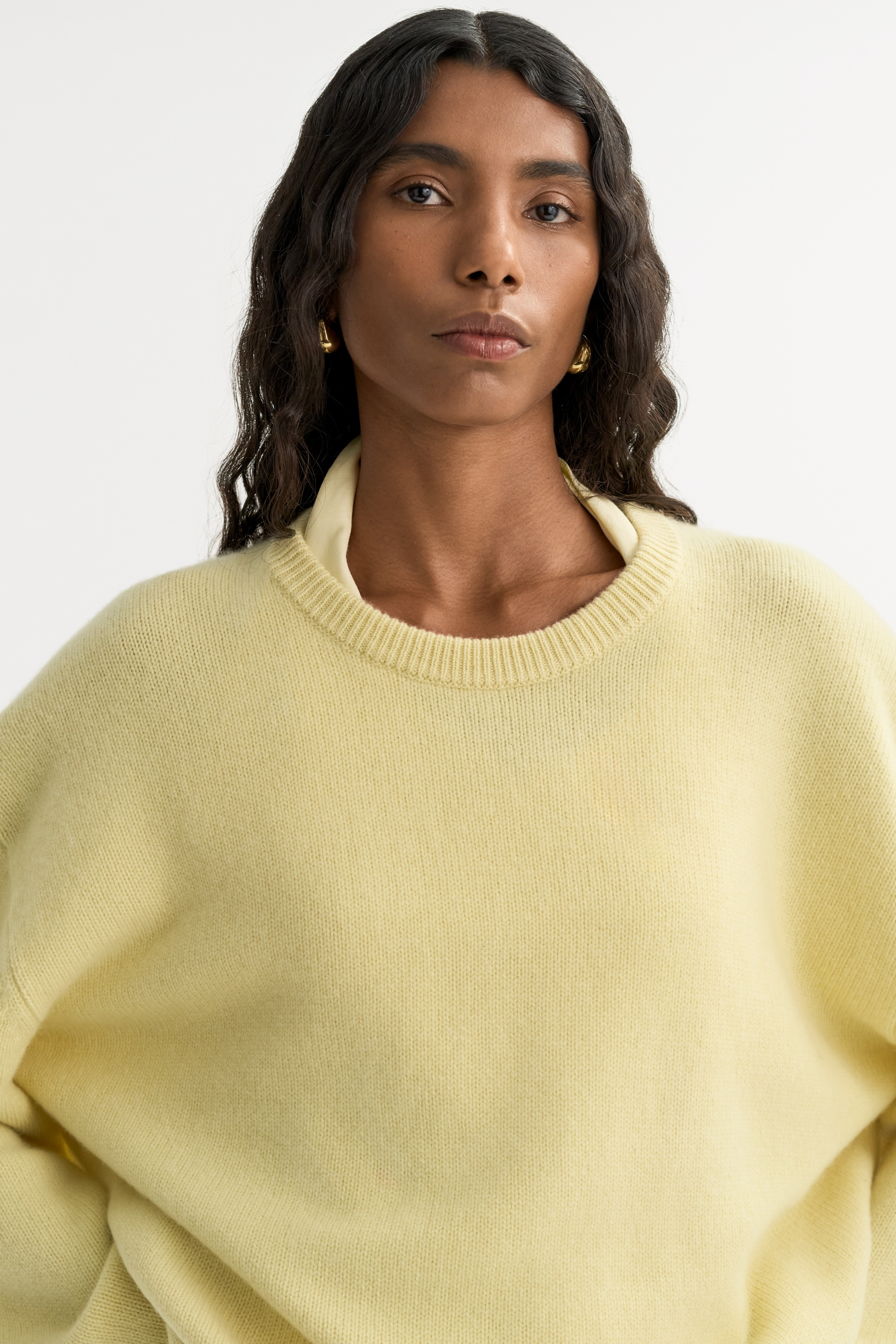 Relaxed fit crewneck 4