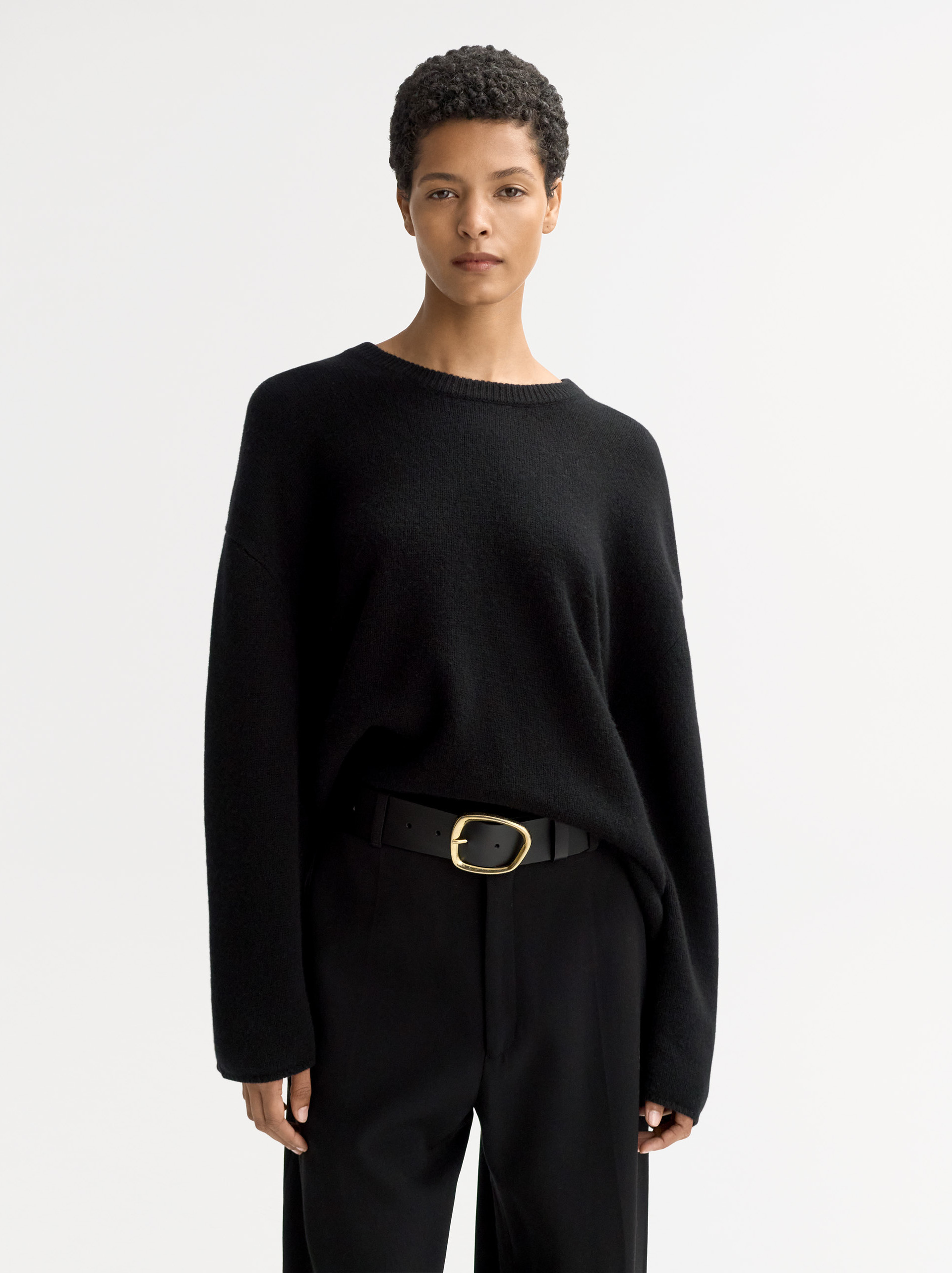 Relaxed fit crewneck 3