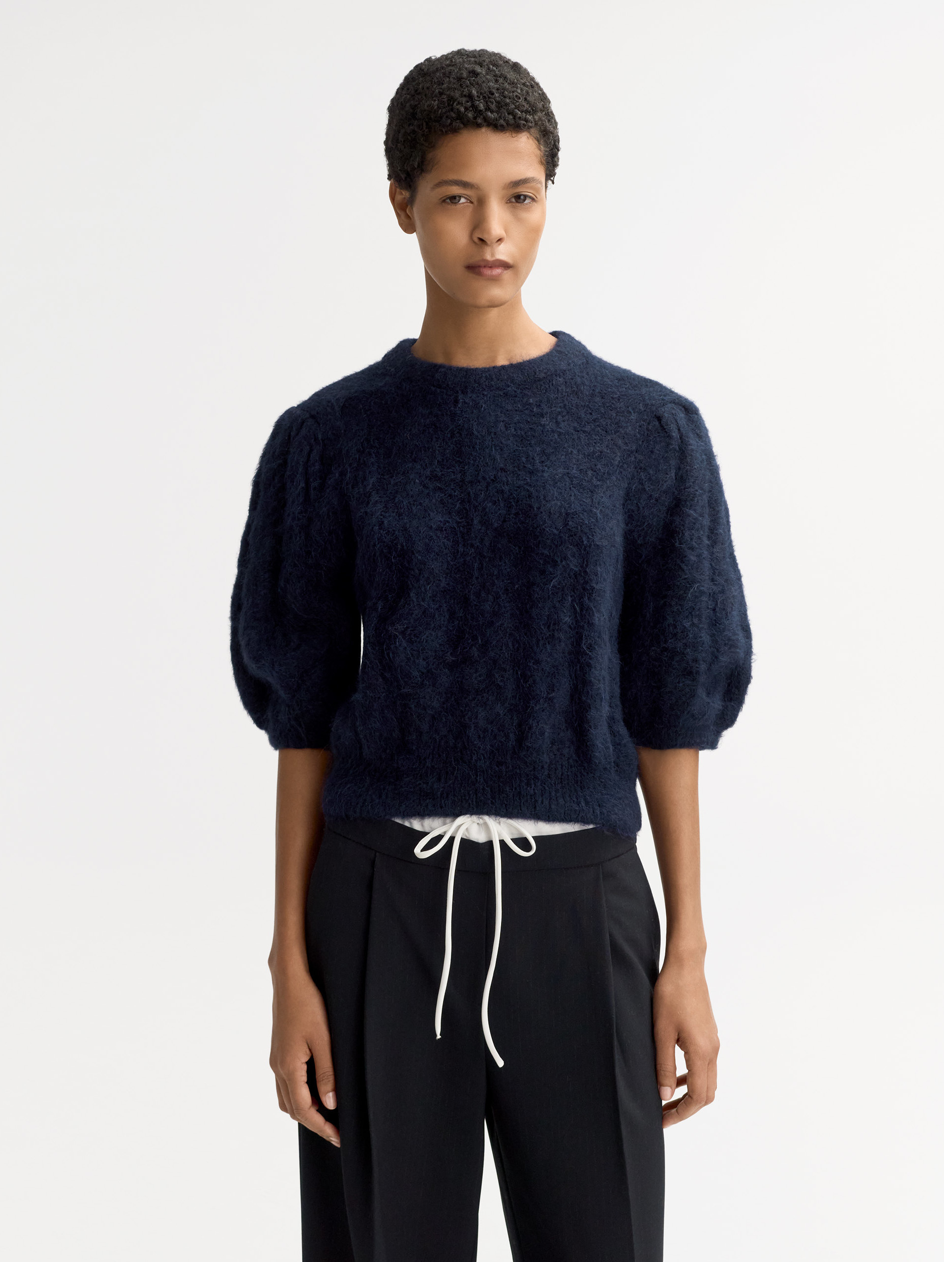 Alpaca top 2