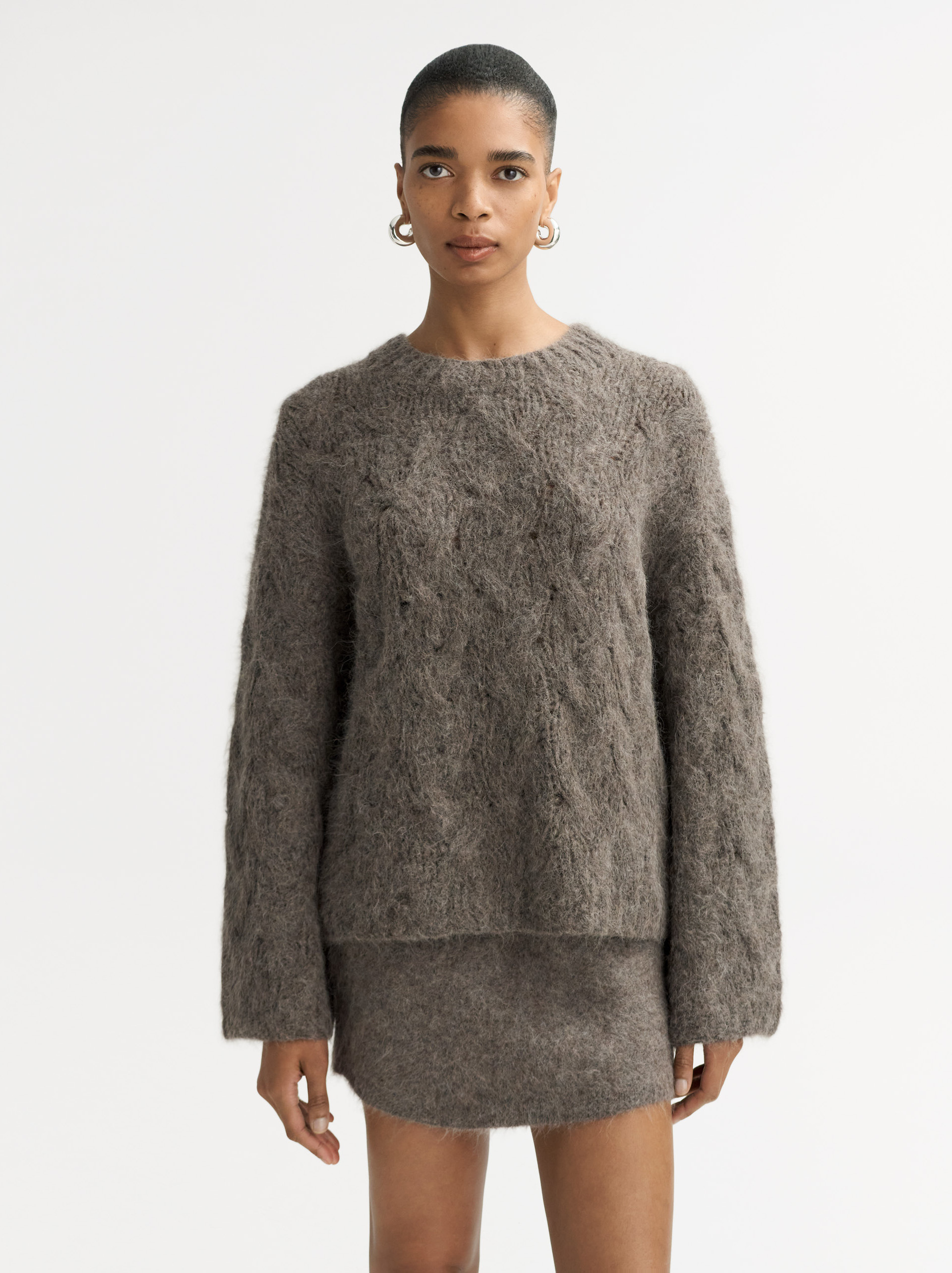 Chunky cable knit 2