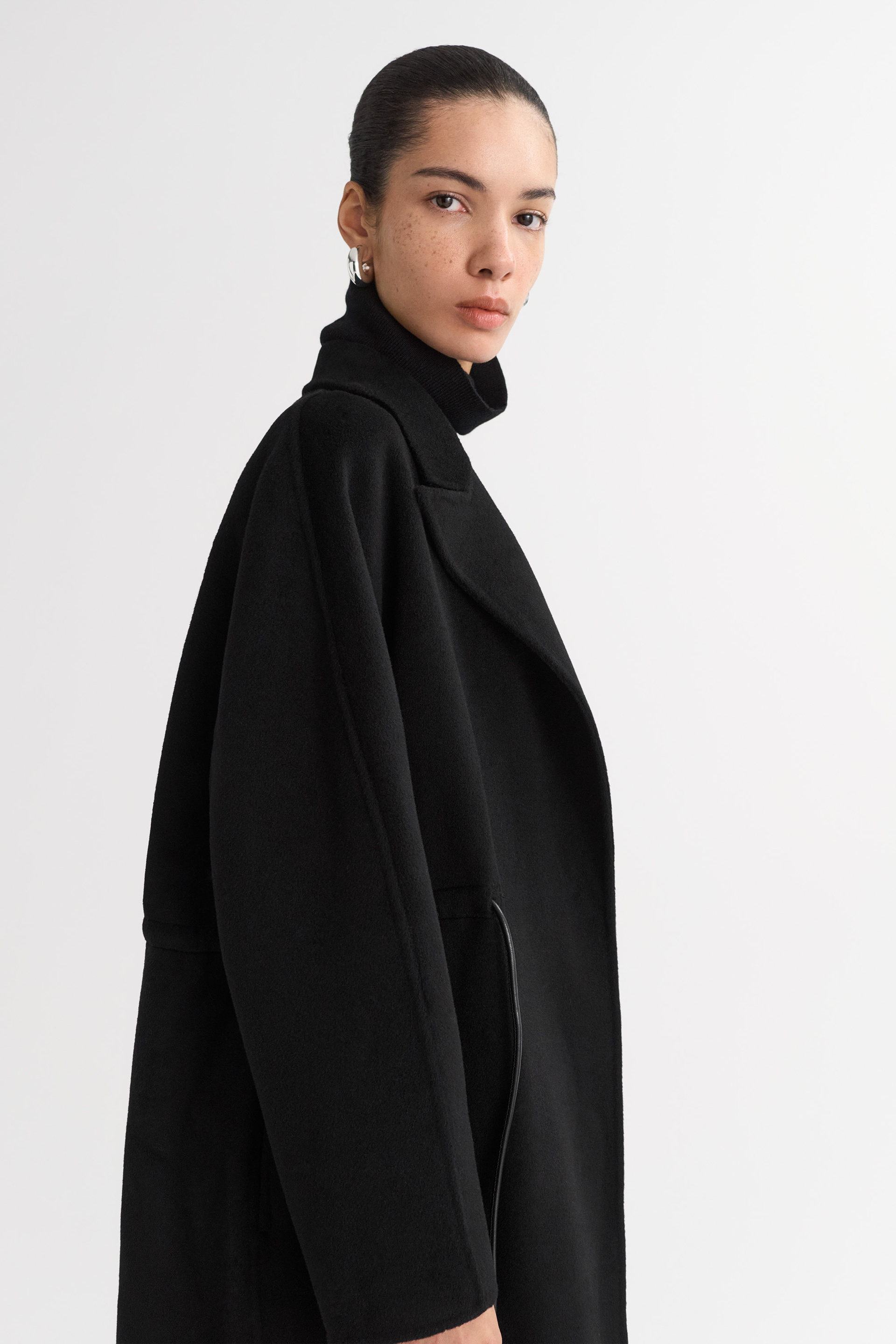 Drawstring coat 3