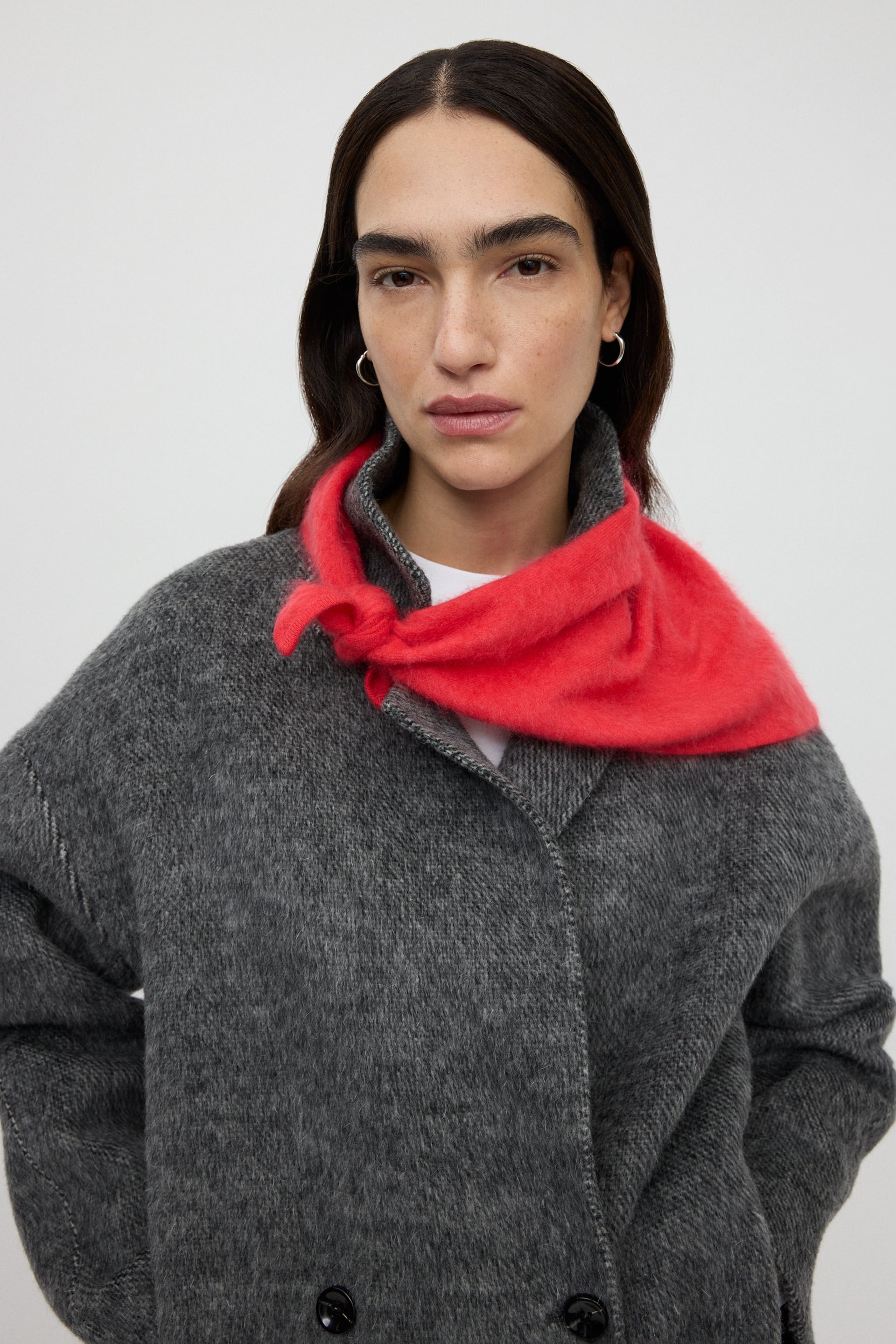 Brushed triangle scarf 0