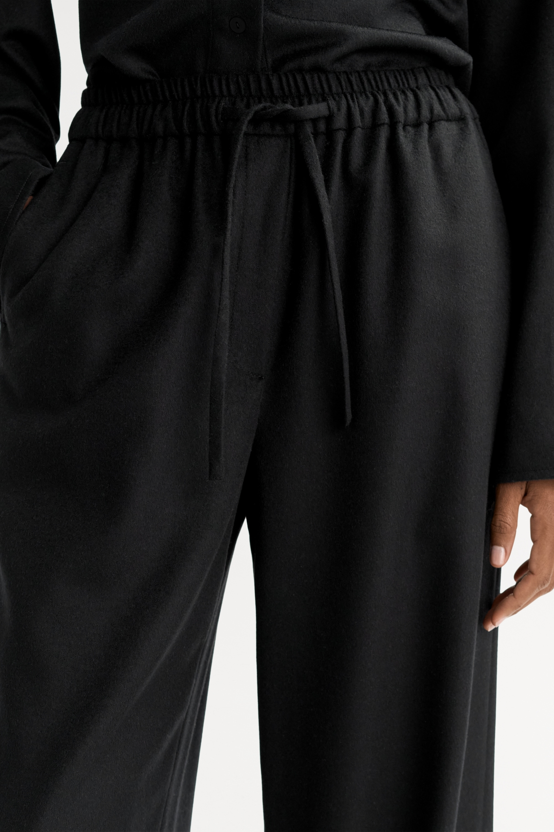 Woven pants 4