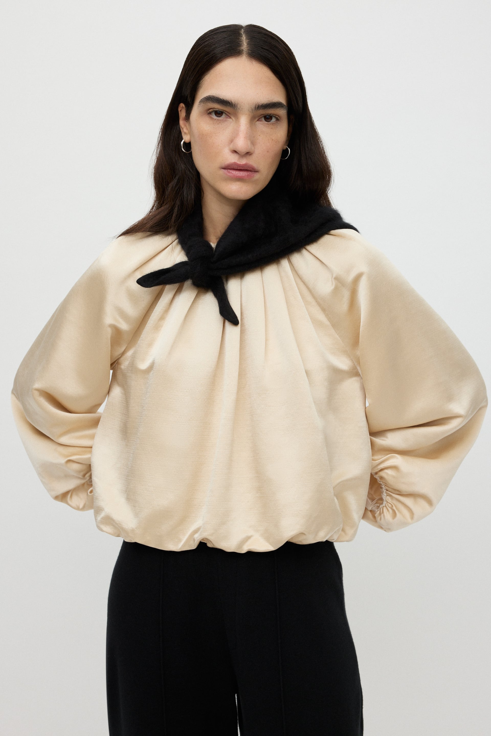Silk blouse Champagne 2