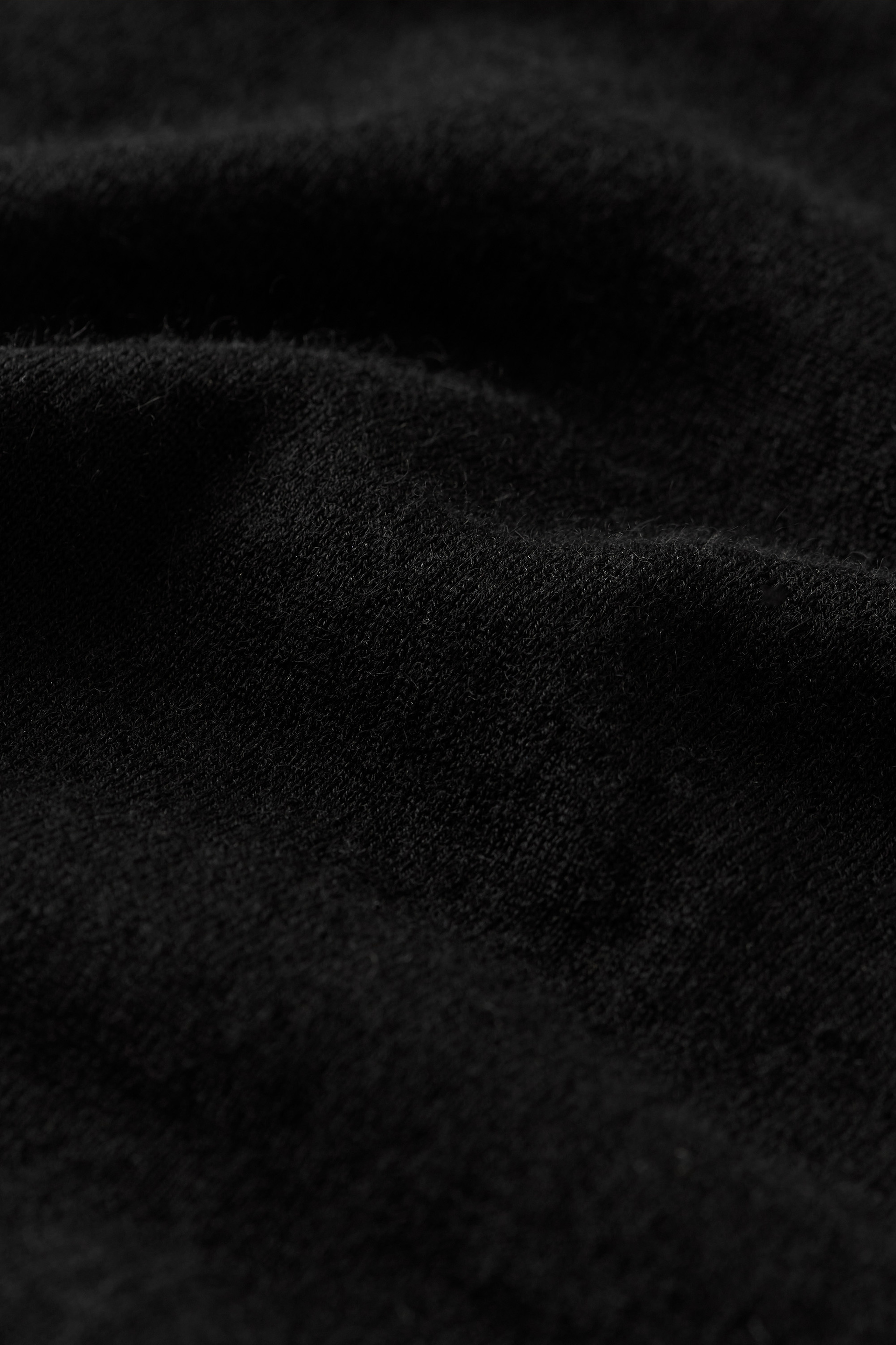 Featherlight Singlet 5