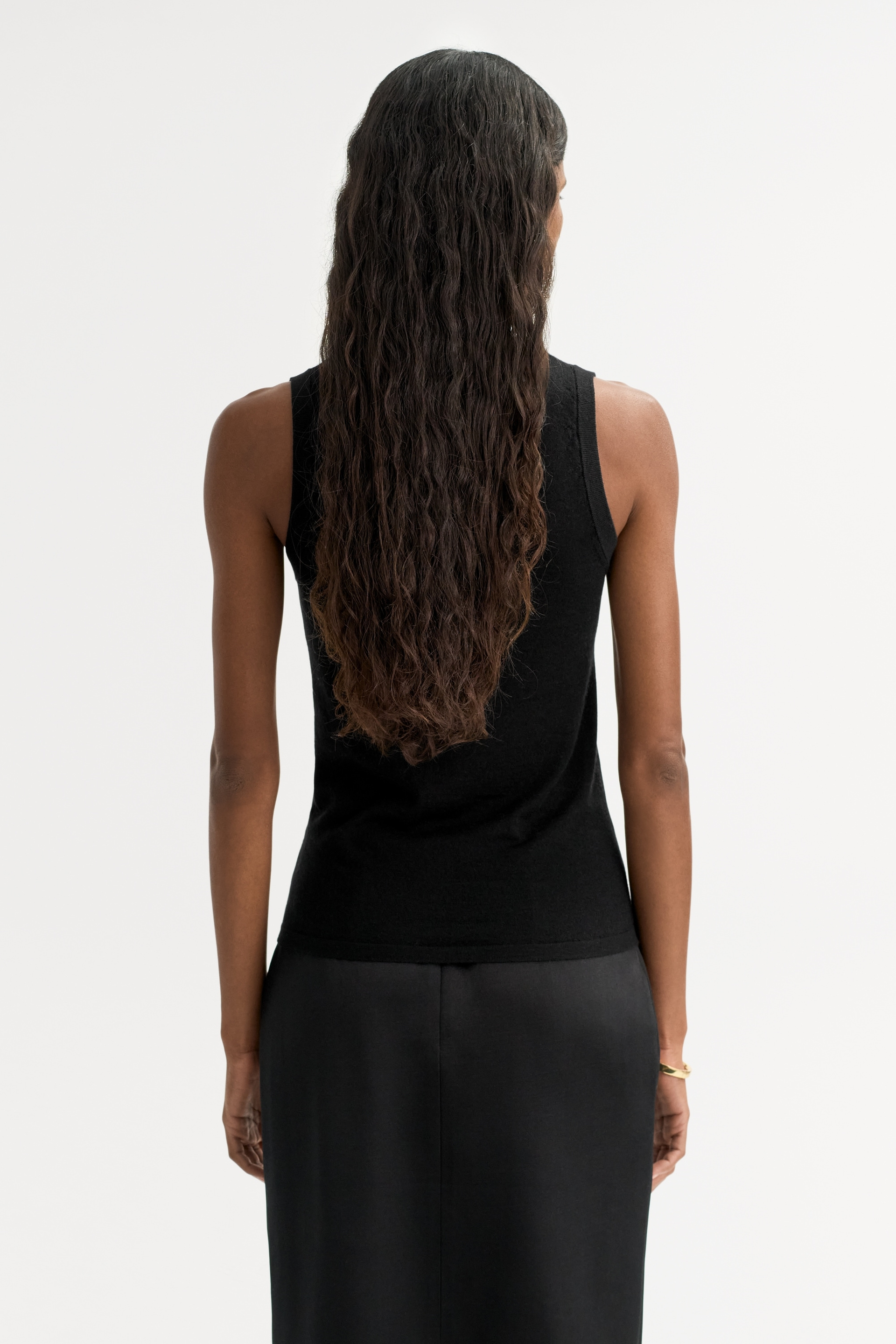 Featherlight Singlet 3