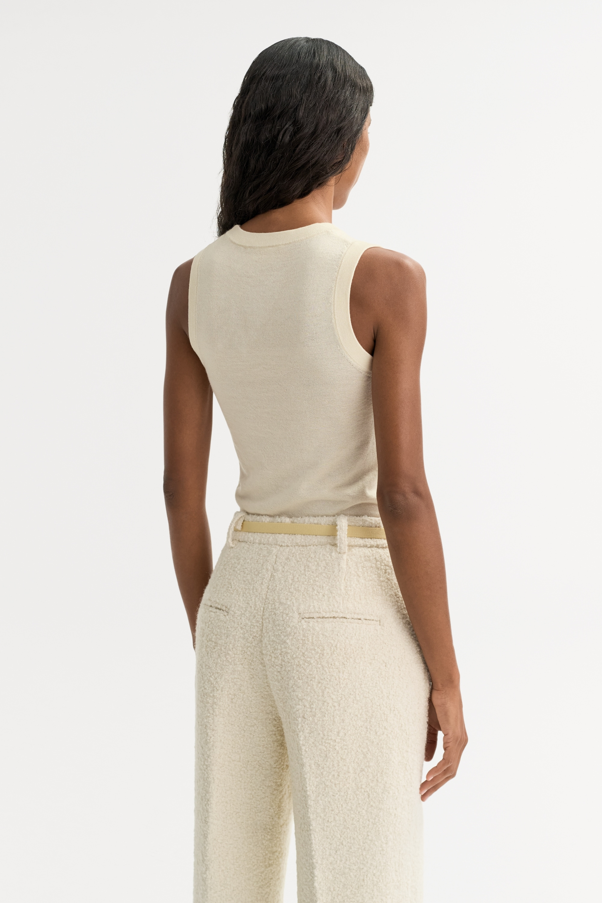Featherlight Singlet 3