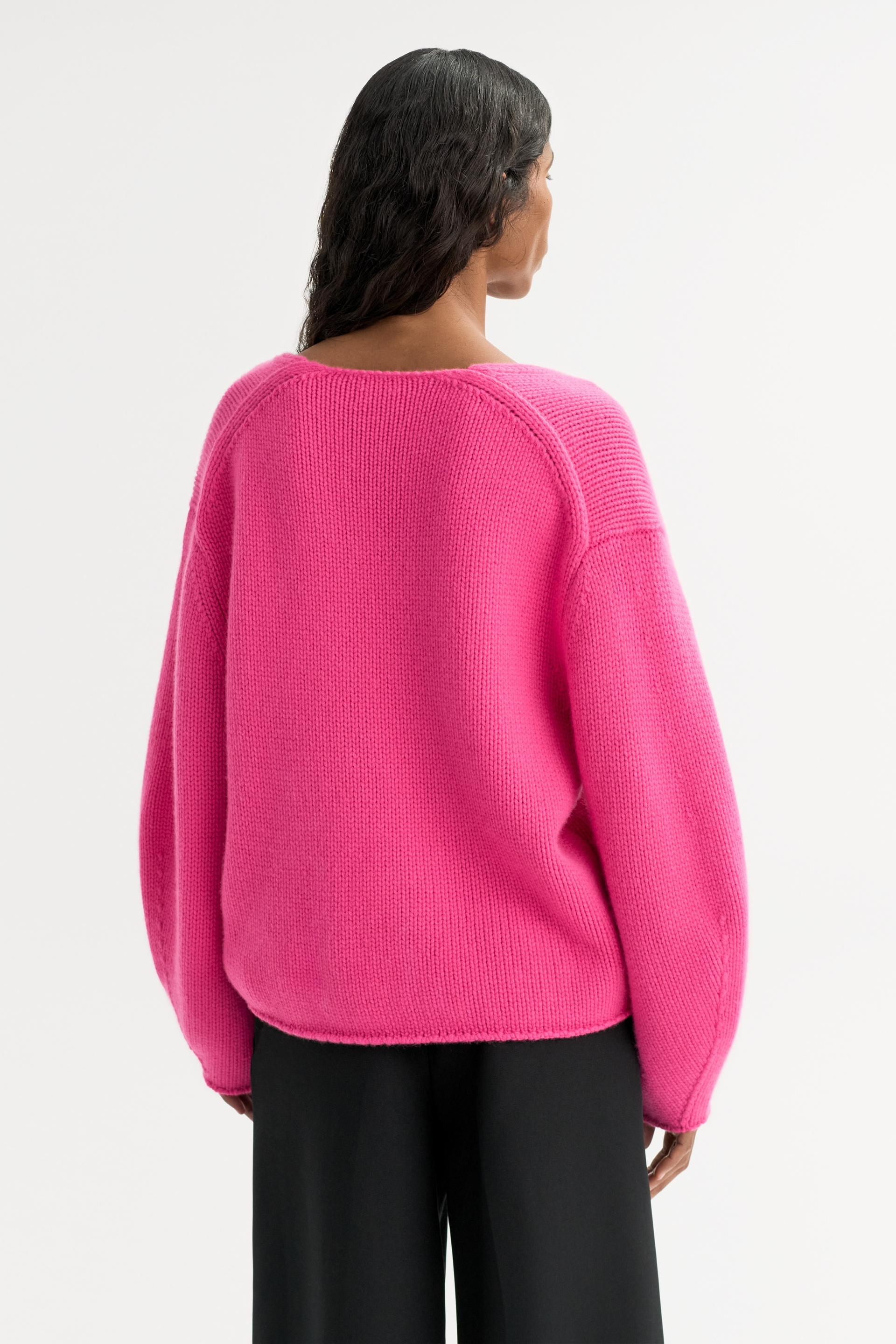 Puff Sleeve V-neck 3