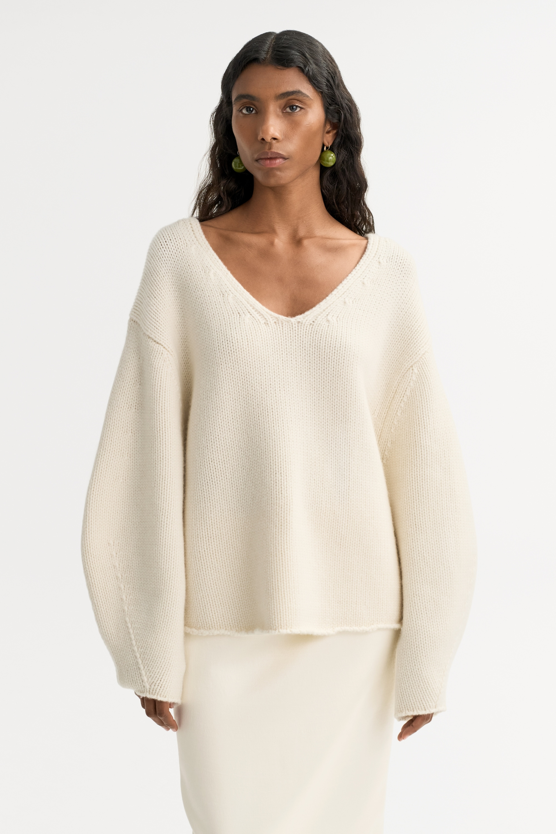 Puff Sleeve V-neck 2