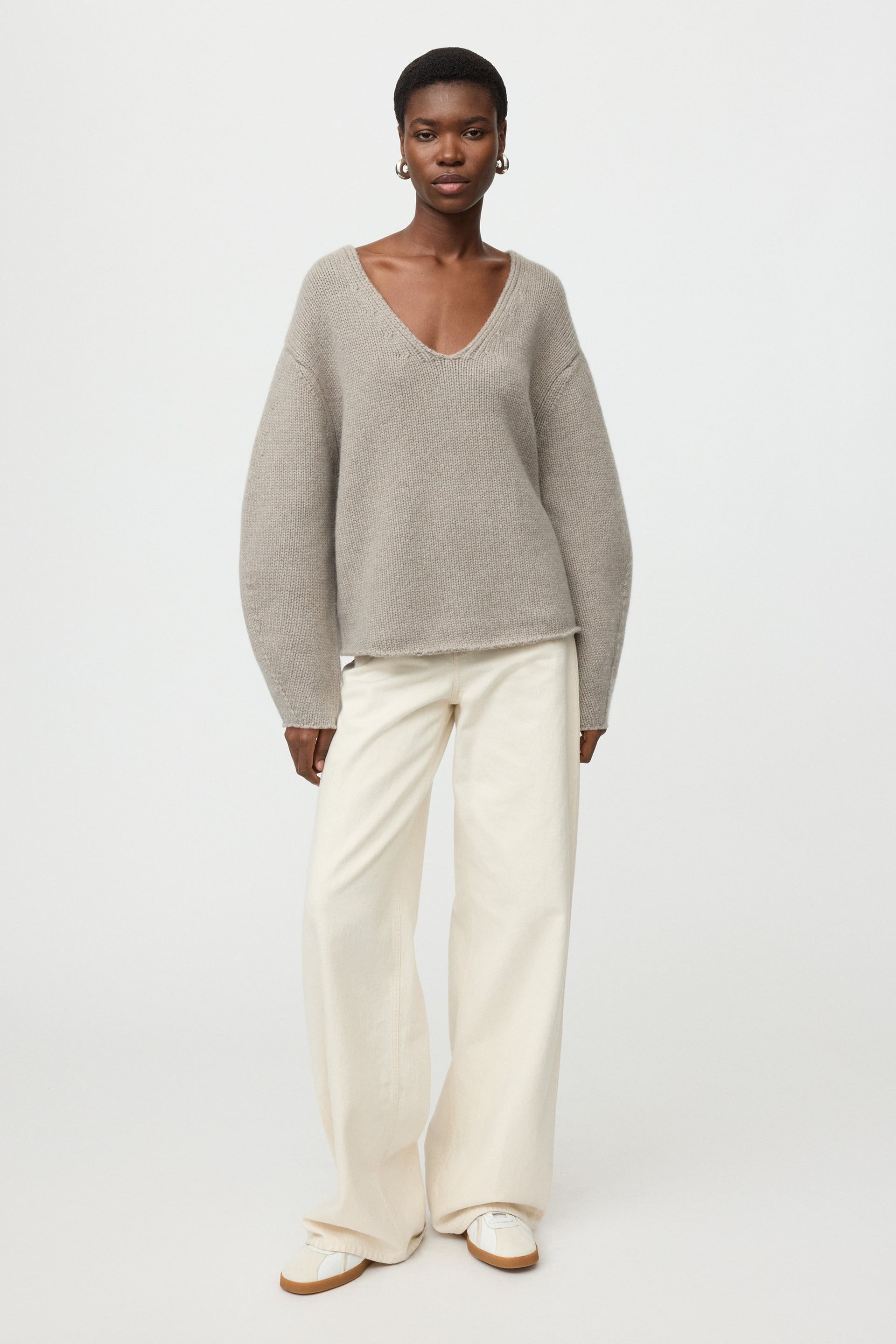 Puff sleeve v-neck 0