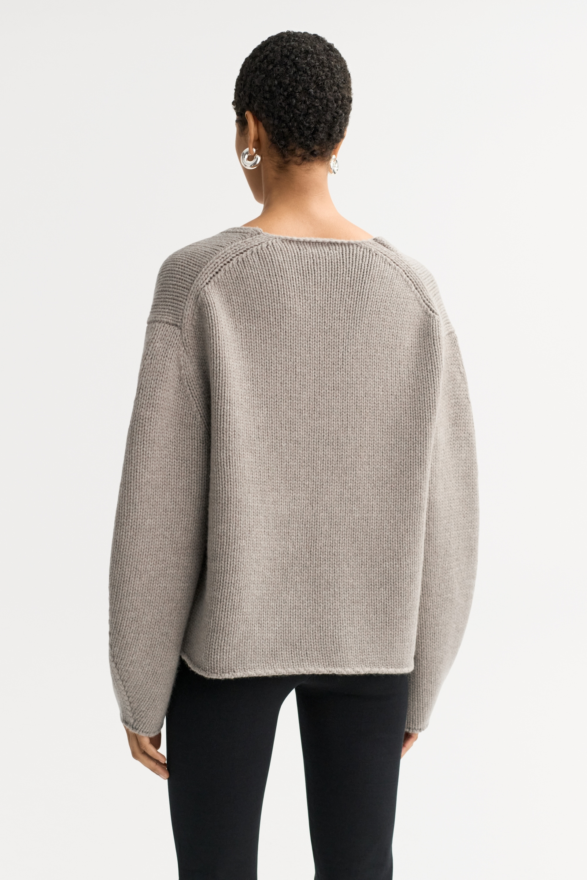 Puff sleeve v-neck 3