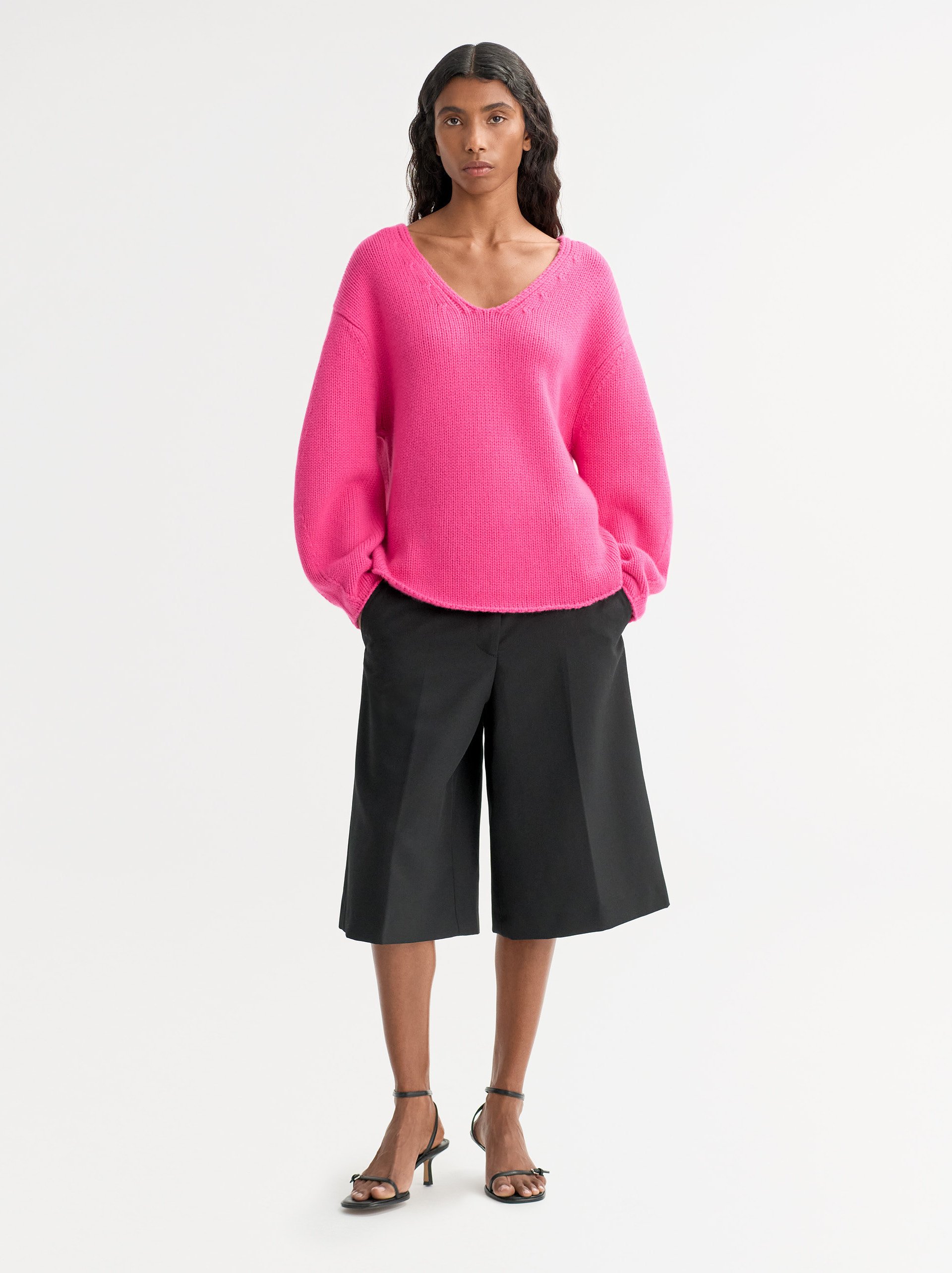 Puff Sleeve V-neck Fuchsia 2