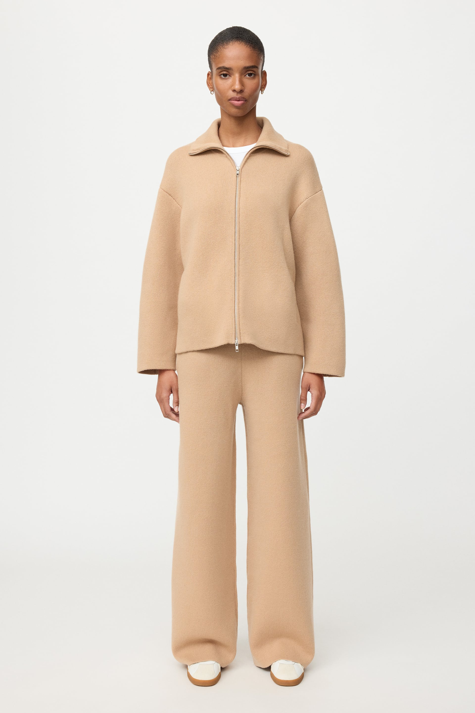 Double knit Cardigan Camel 2