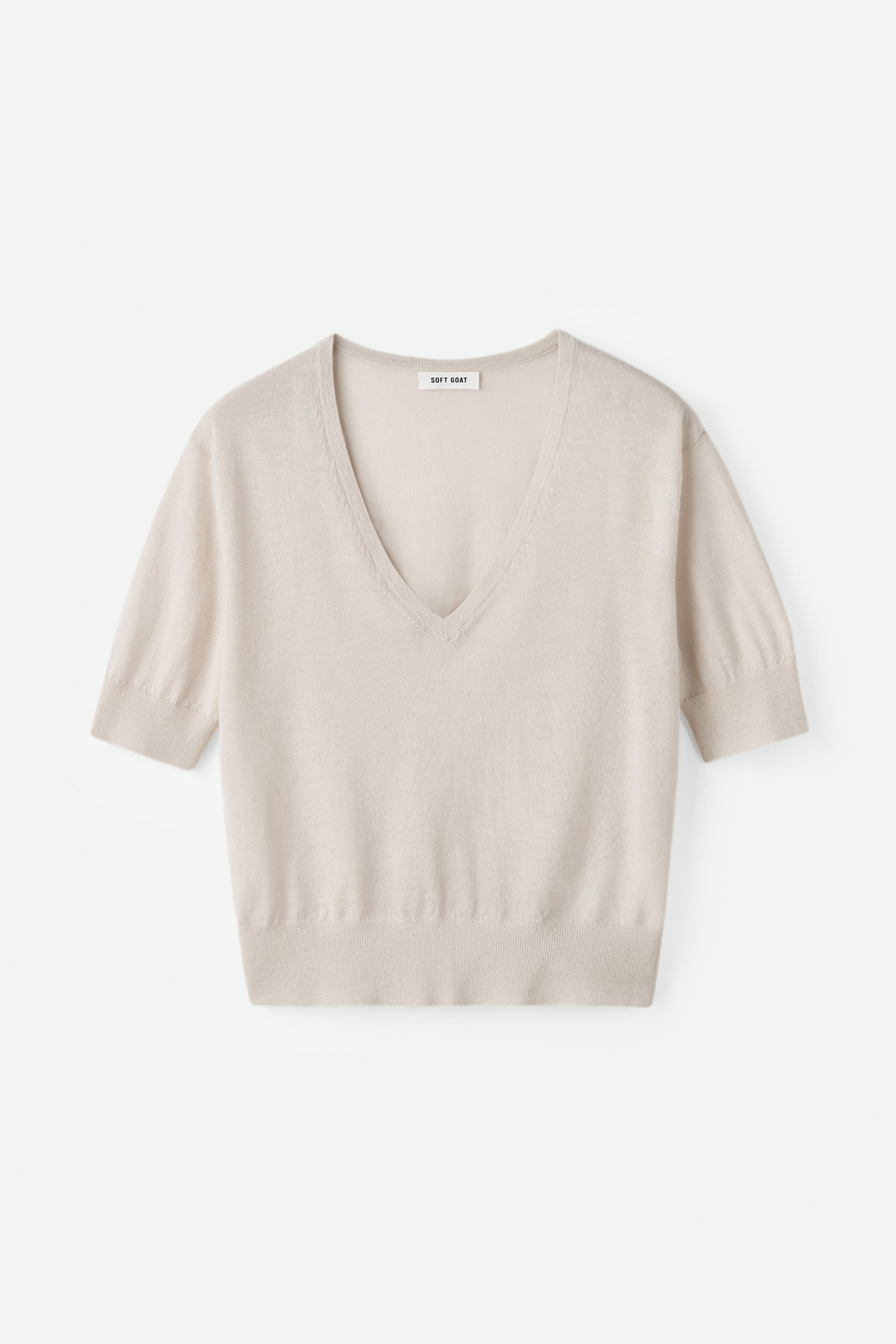 Featherlight v-neck Chalk 1