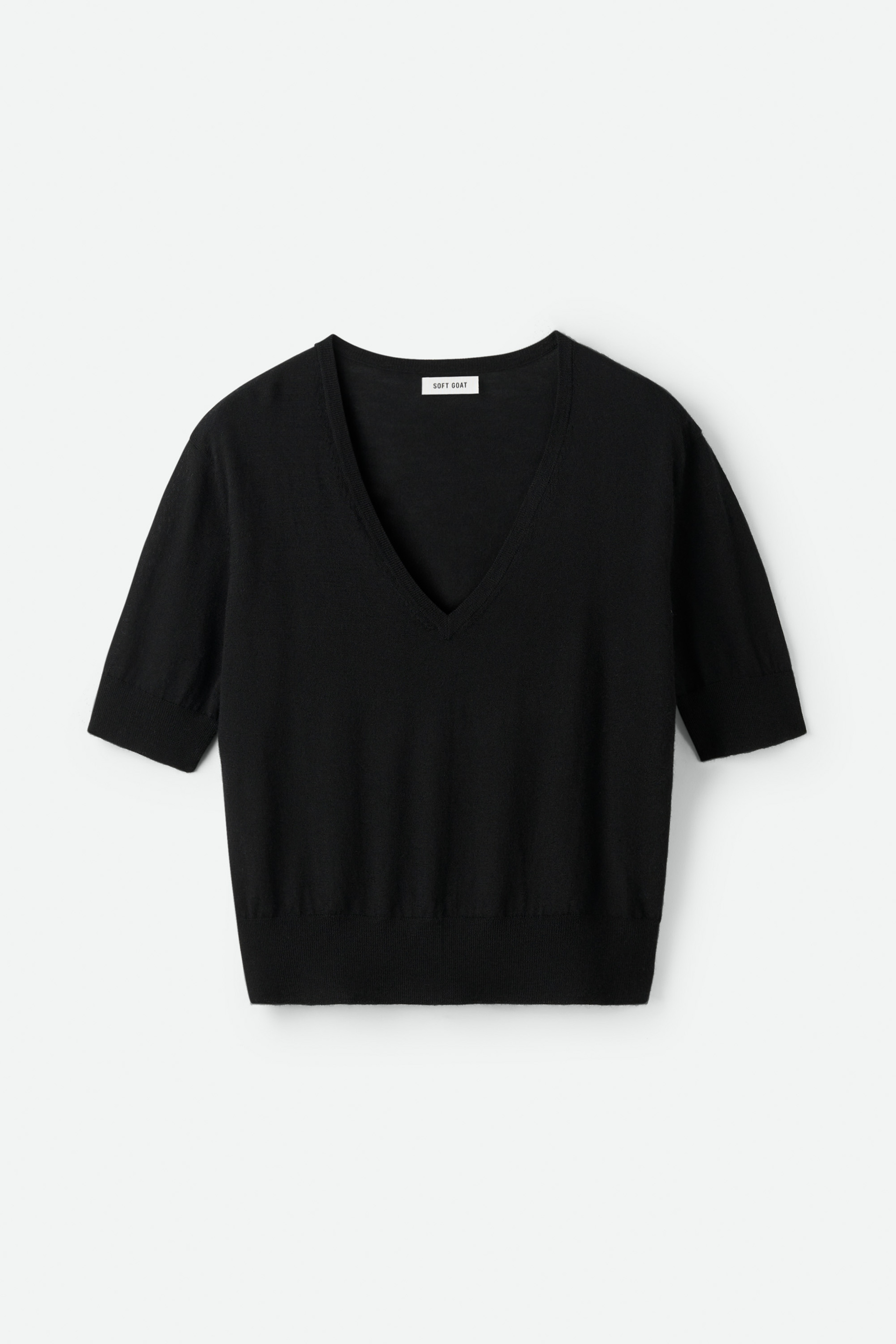 Featherlight v-neck 1