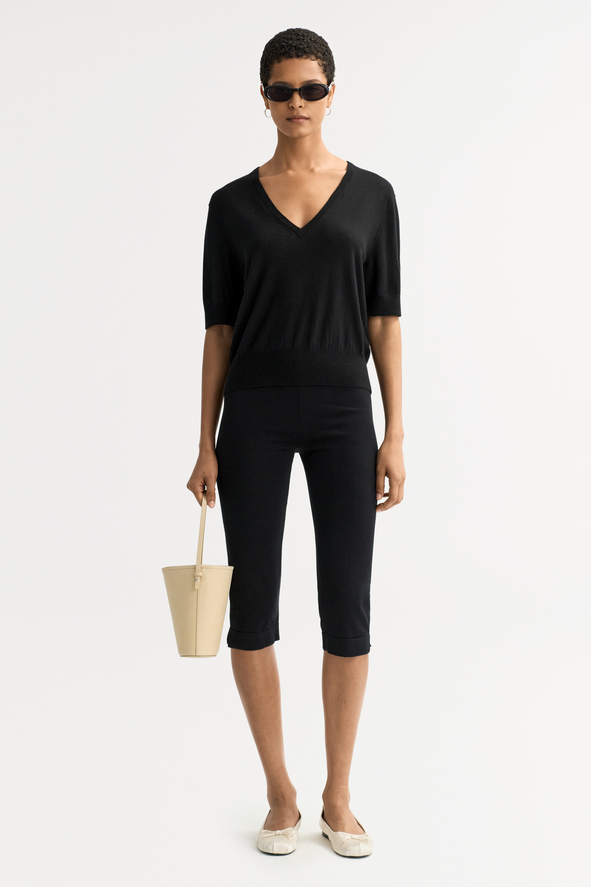 Featherlight v-neck 0