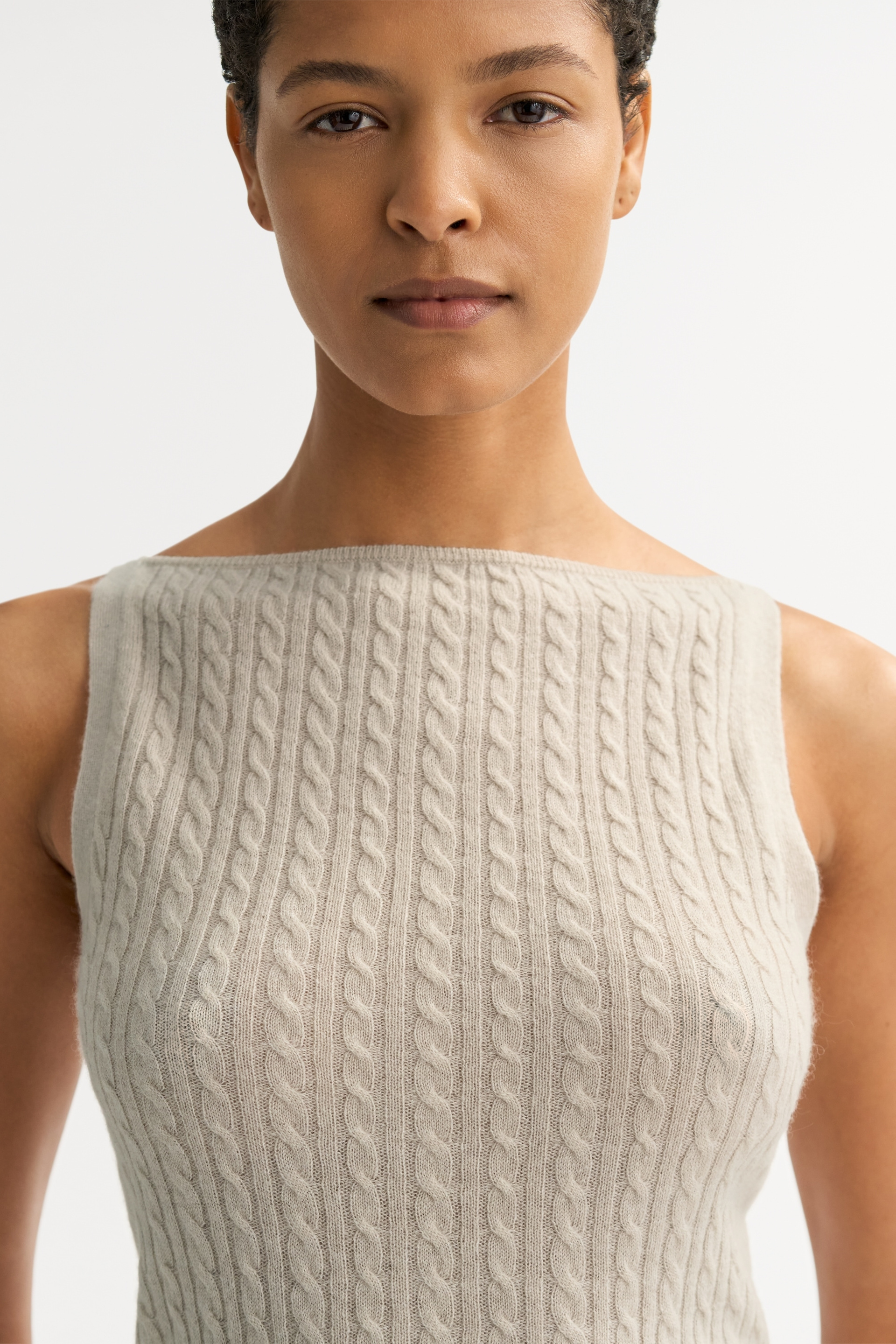 Cable knit singlet 3