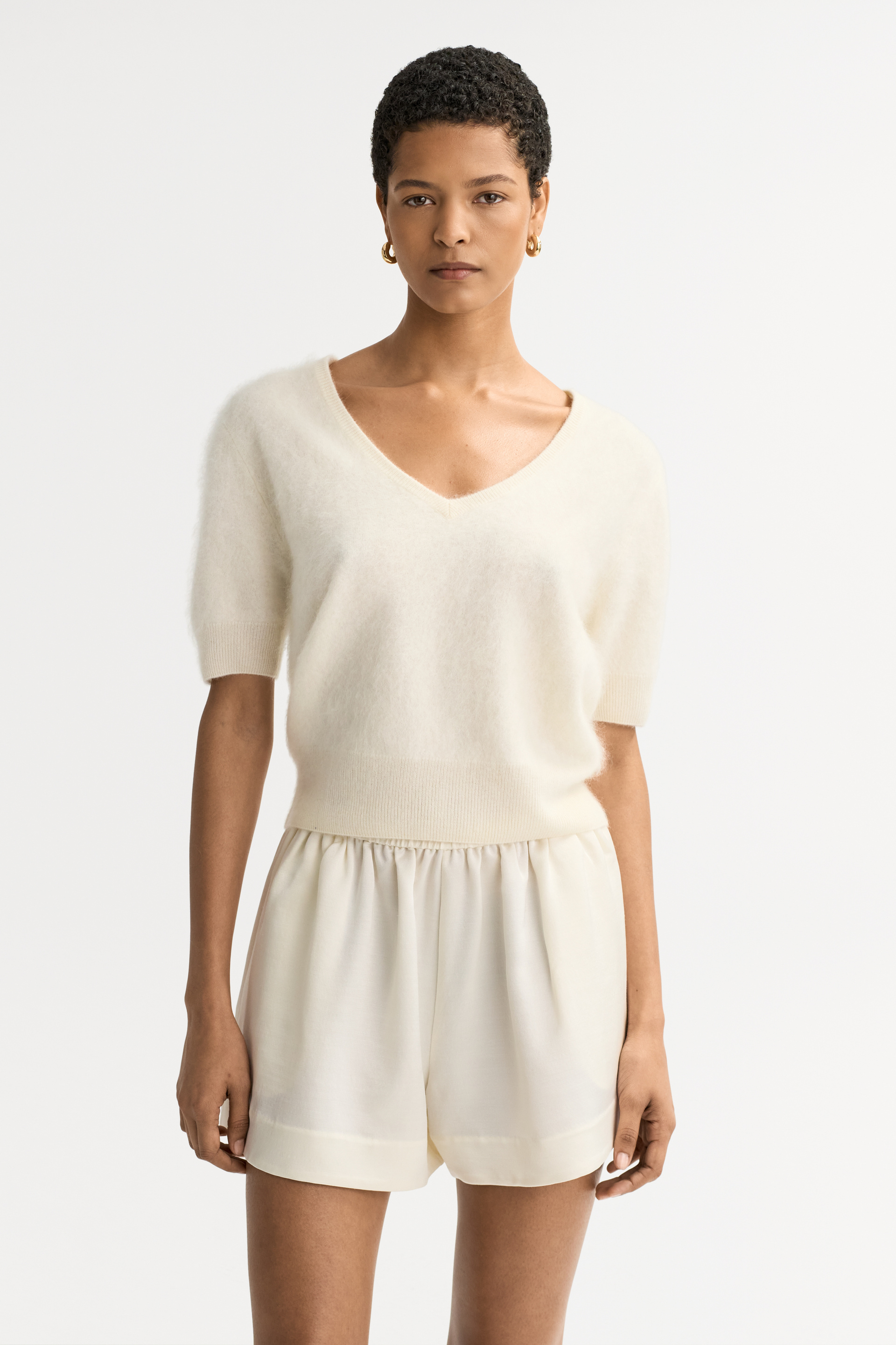 Brushed v-neck t-shirt 2