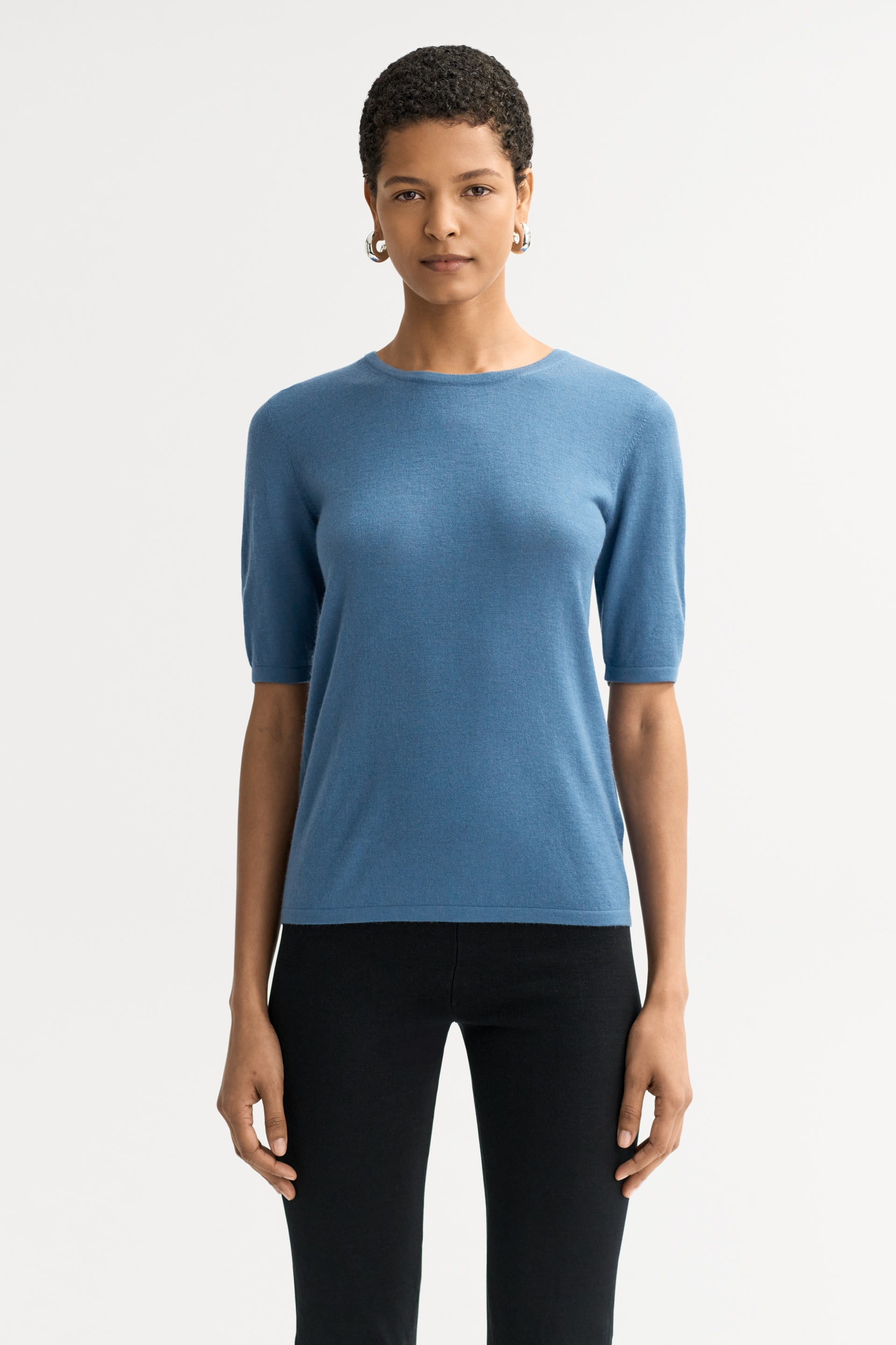 Featherlight short sleeve 2