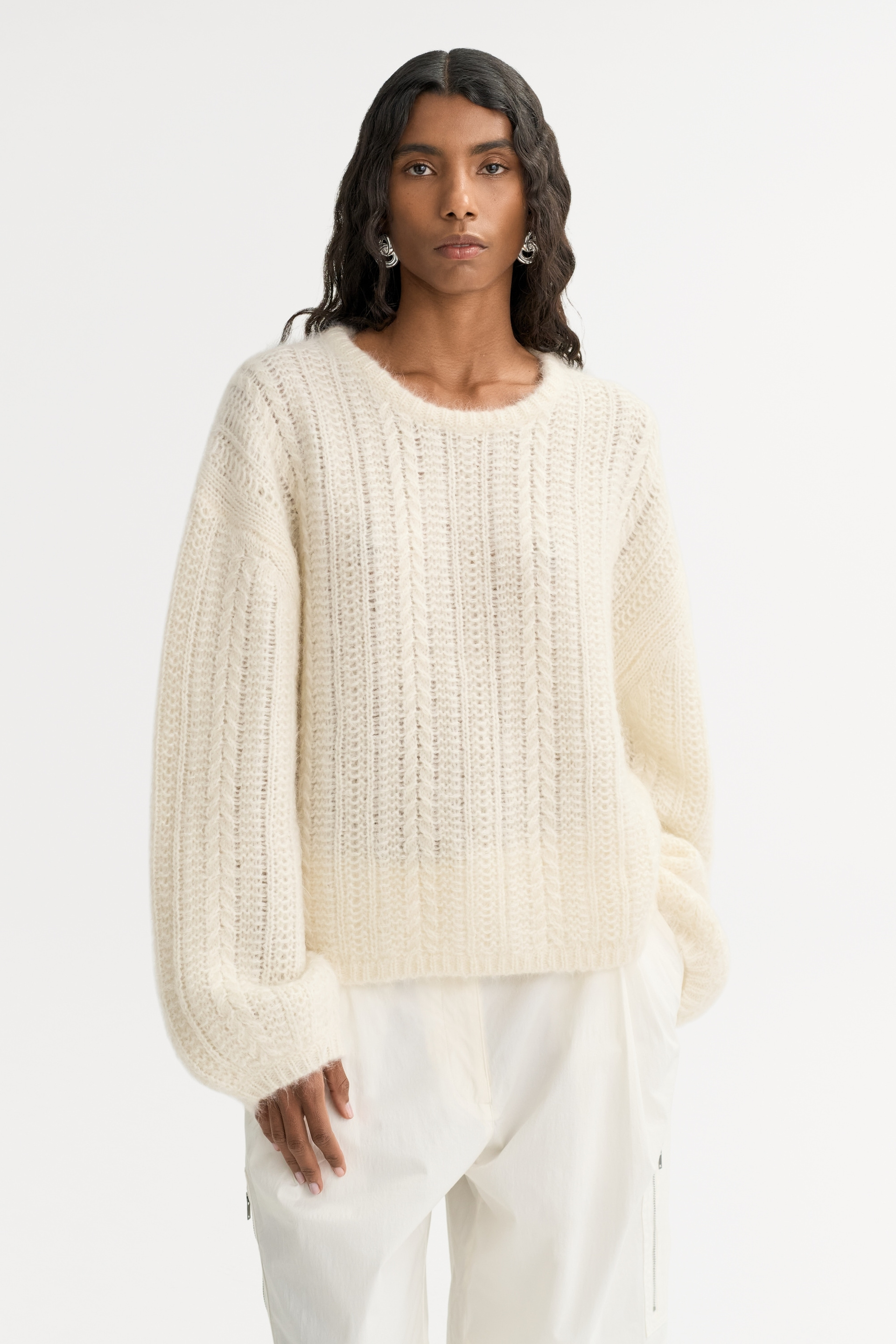 Silk knit crewneck 2
