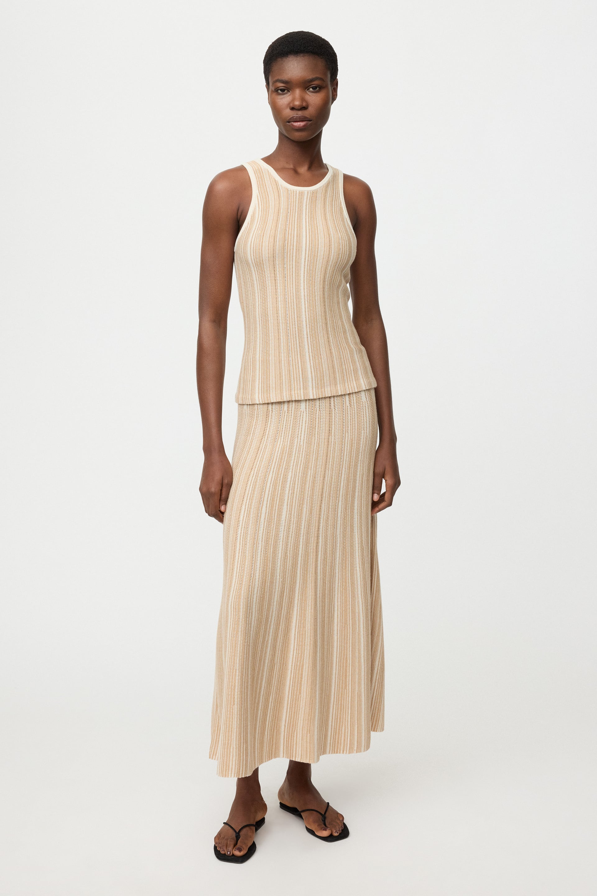 Textured striped singlet Camel 2