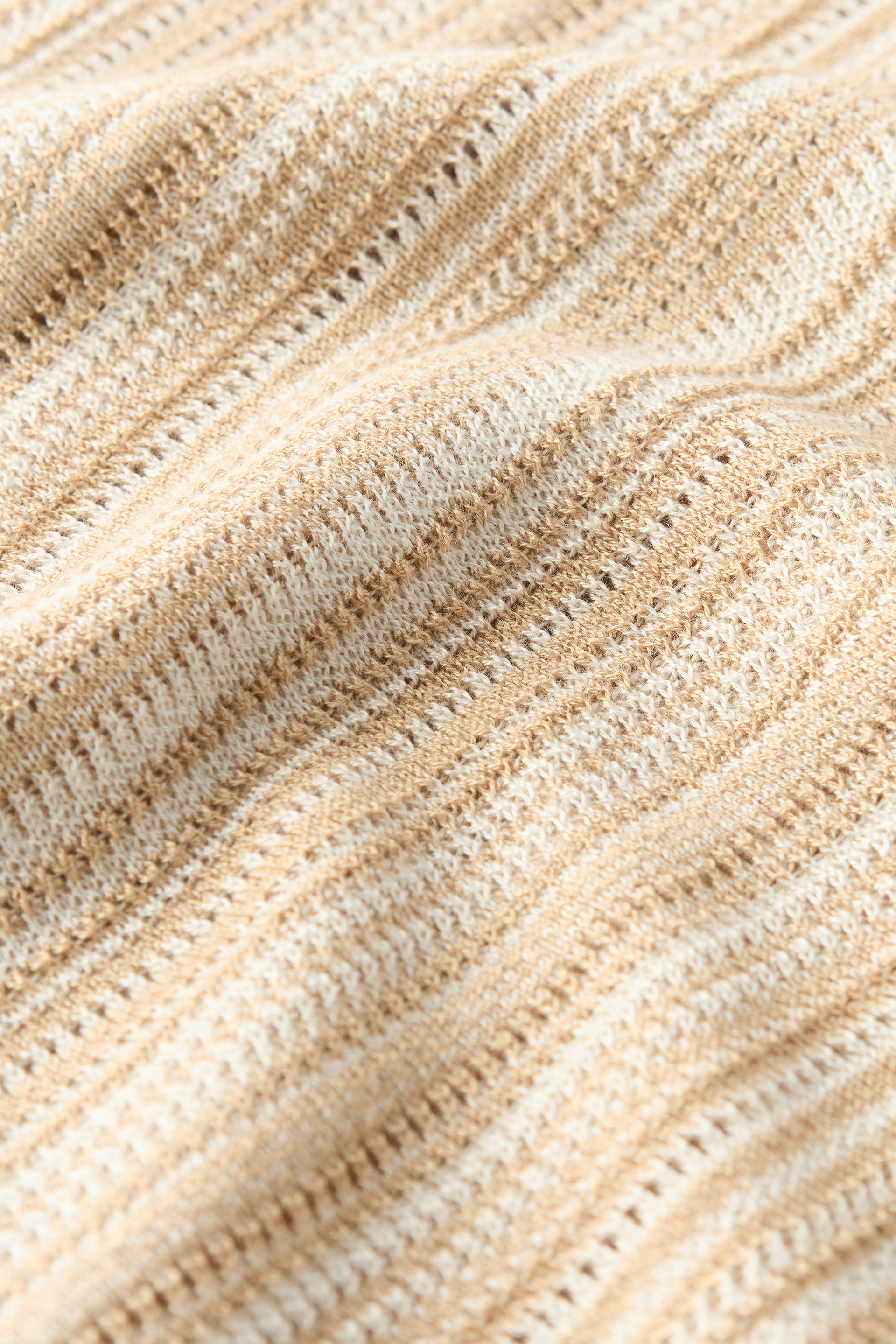 Textured striped singlet 5