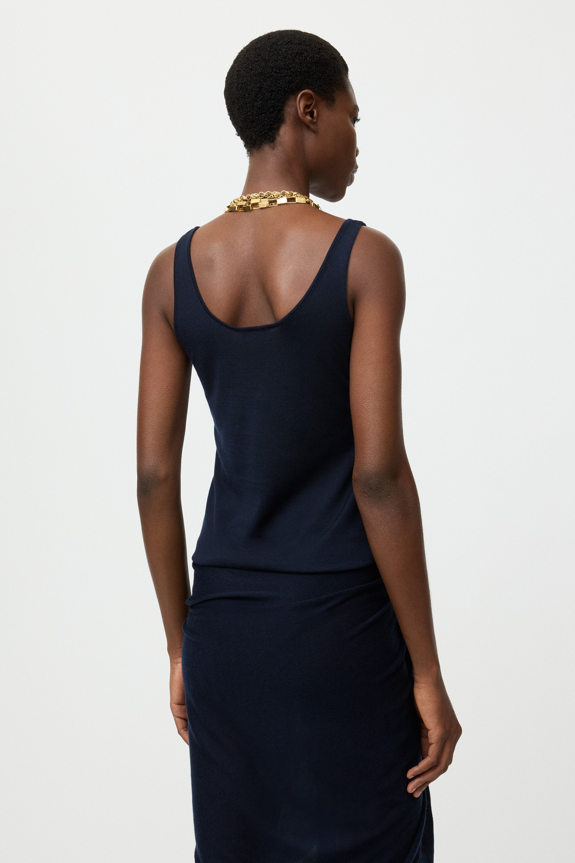 Featherlight singlet 3