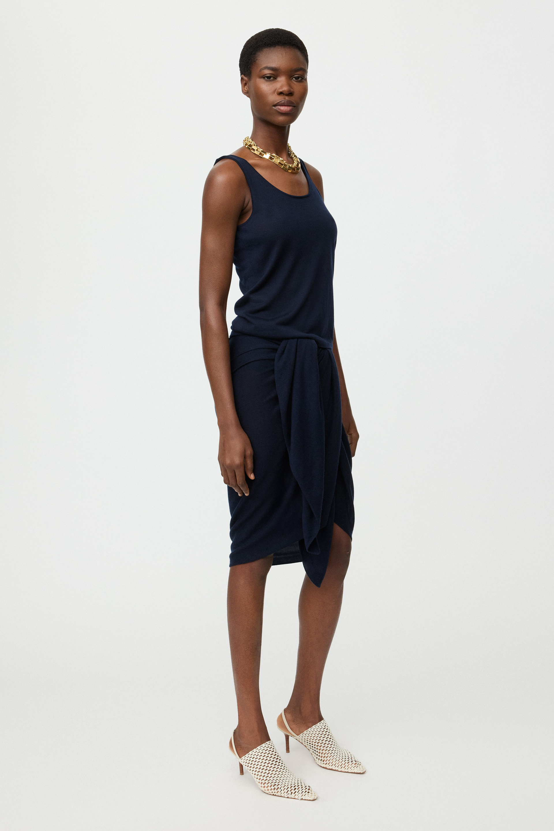 Featherlight singlet Navy 2