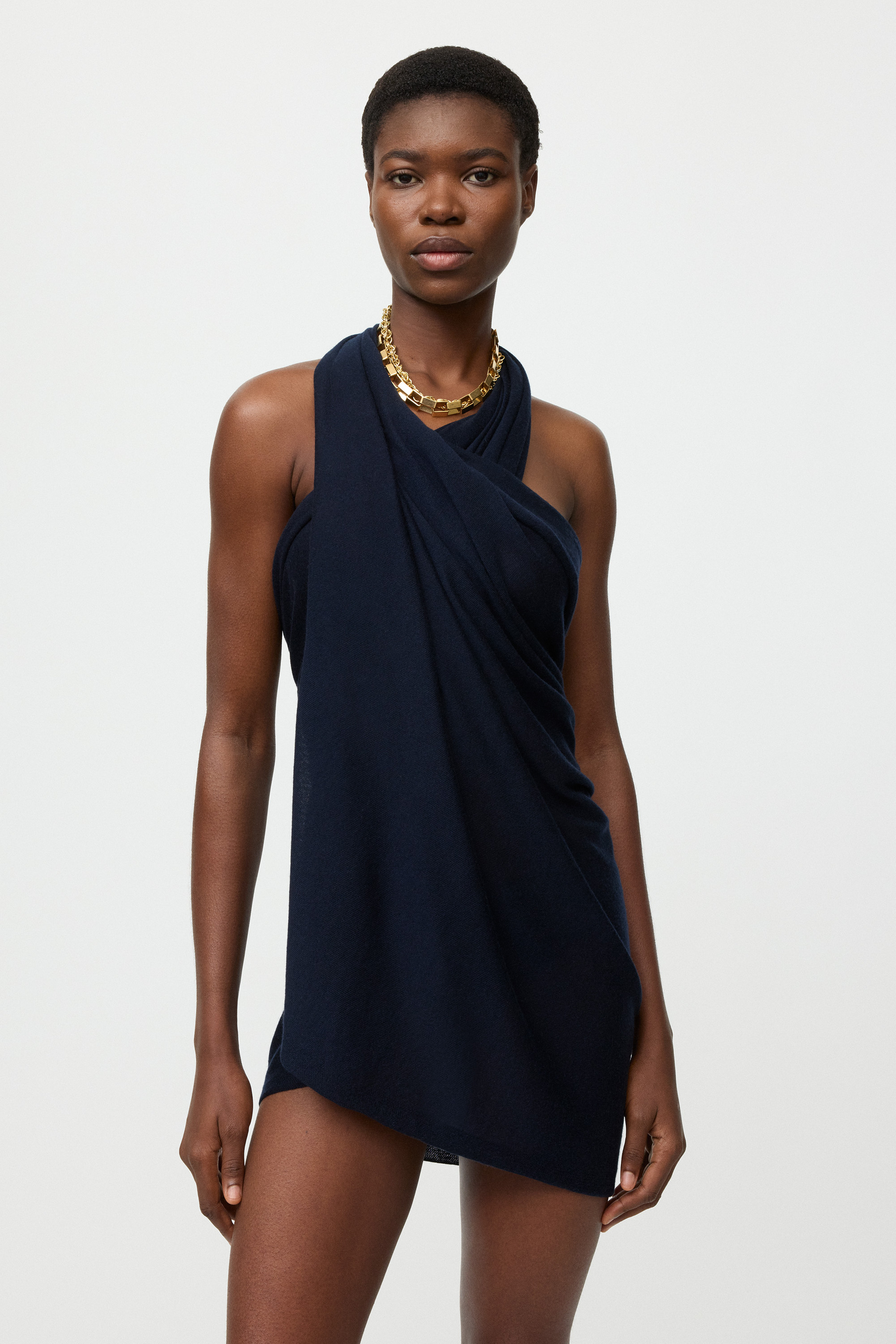 Featherlight sarong 2