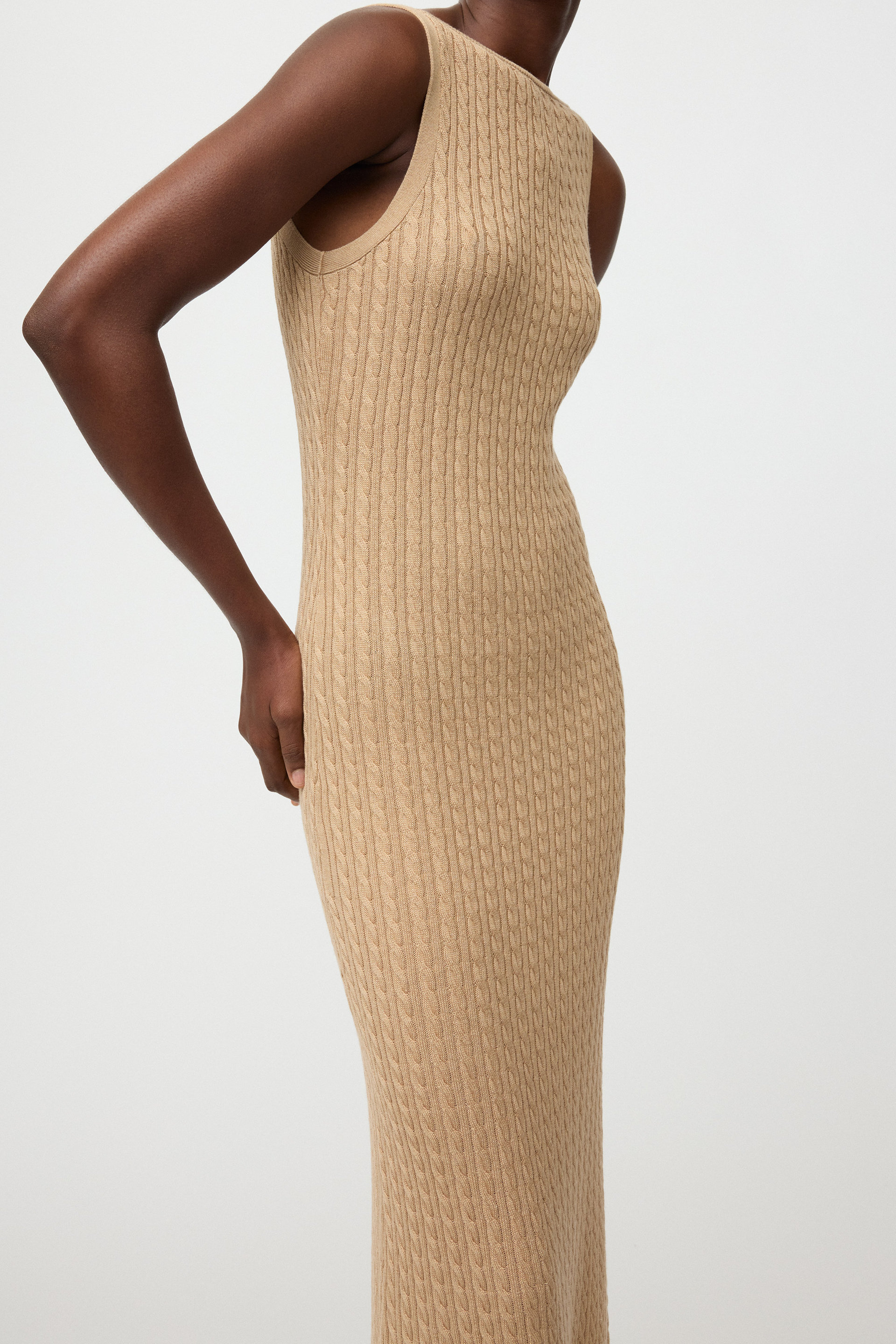 Fine knit cable knit dress 2