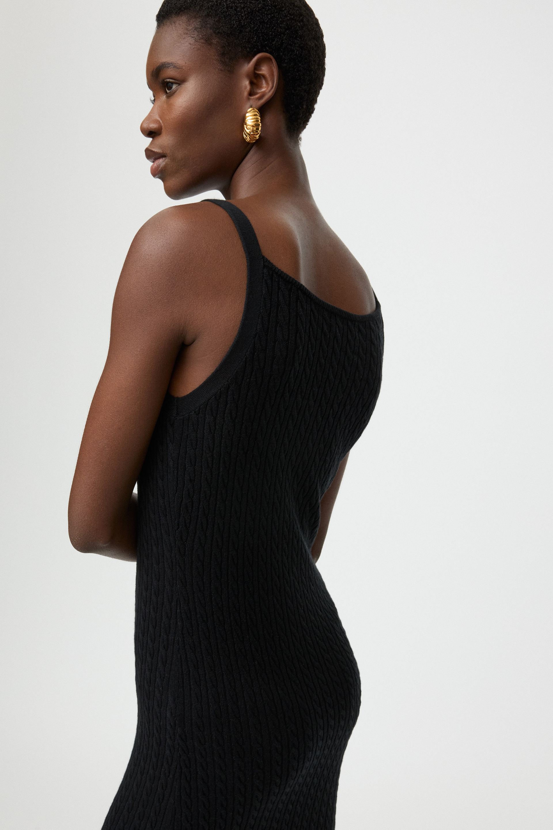 Fine knit cable knit dress 4