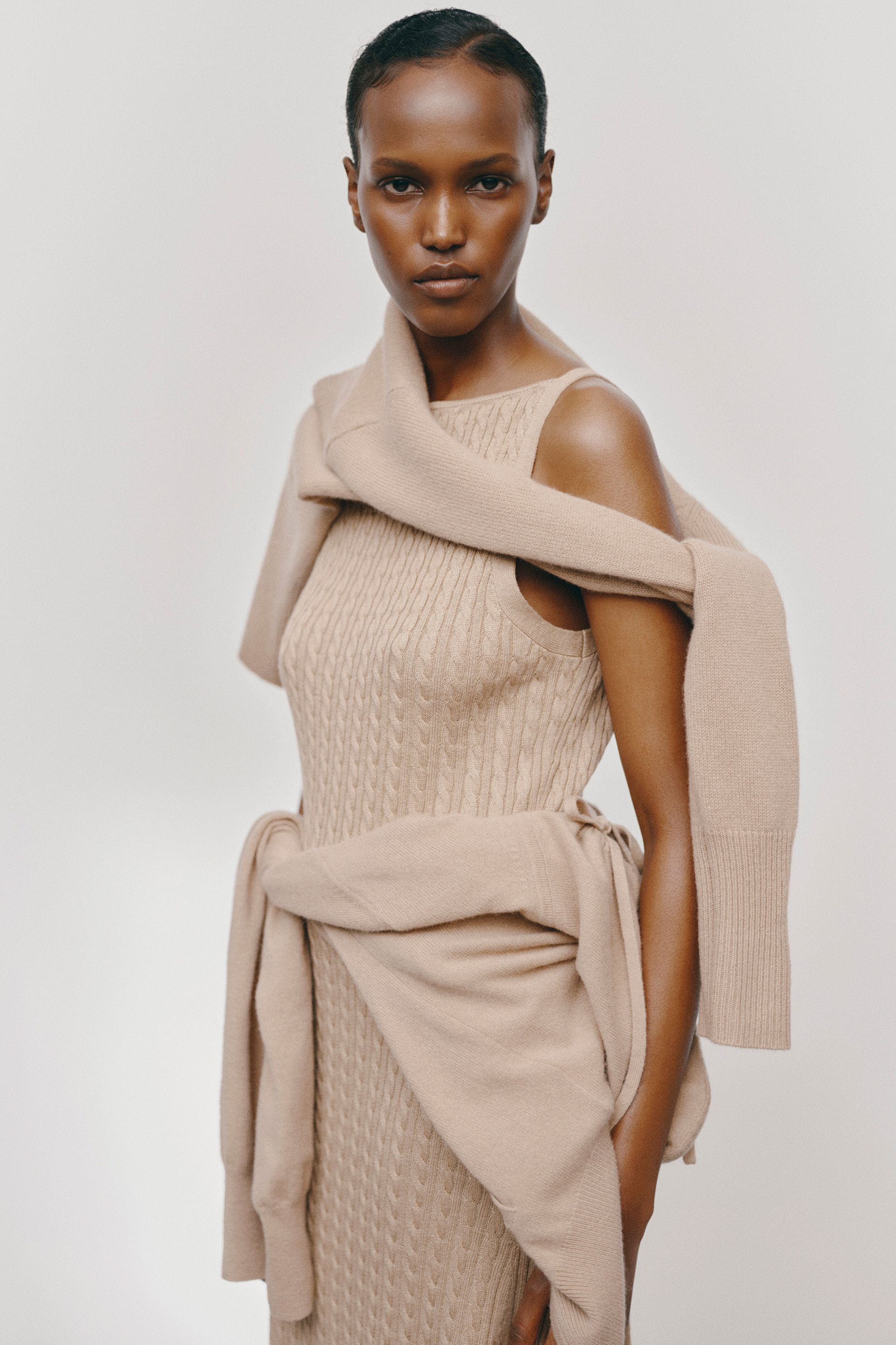 Fine knit cable knit dress 4