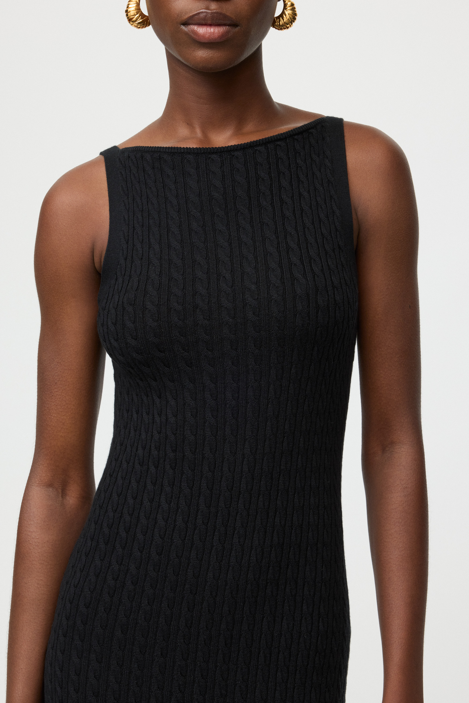 Fine knit cable knit dress 2