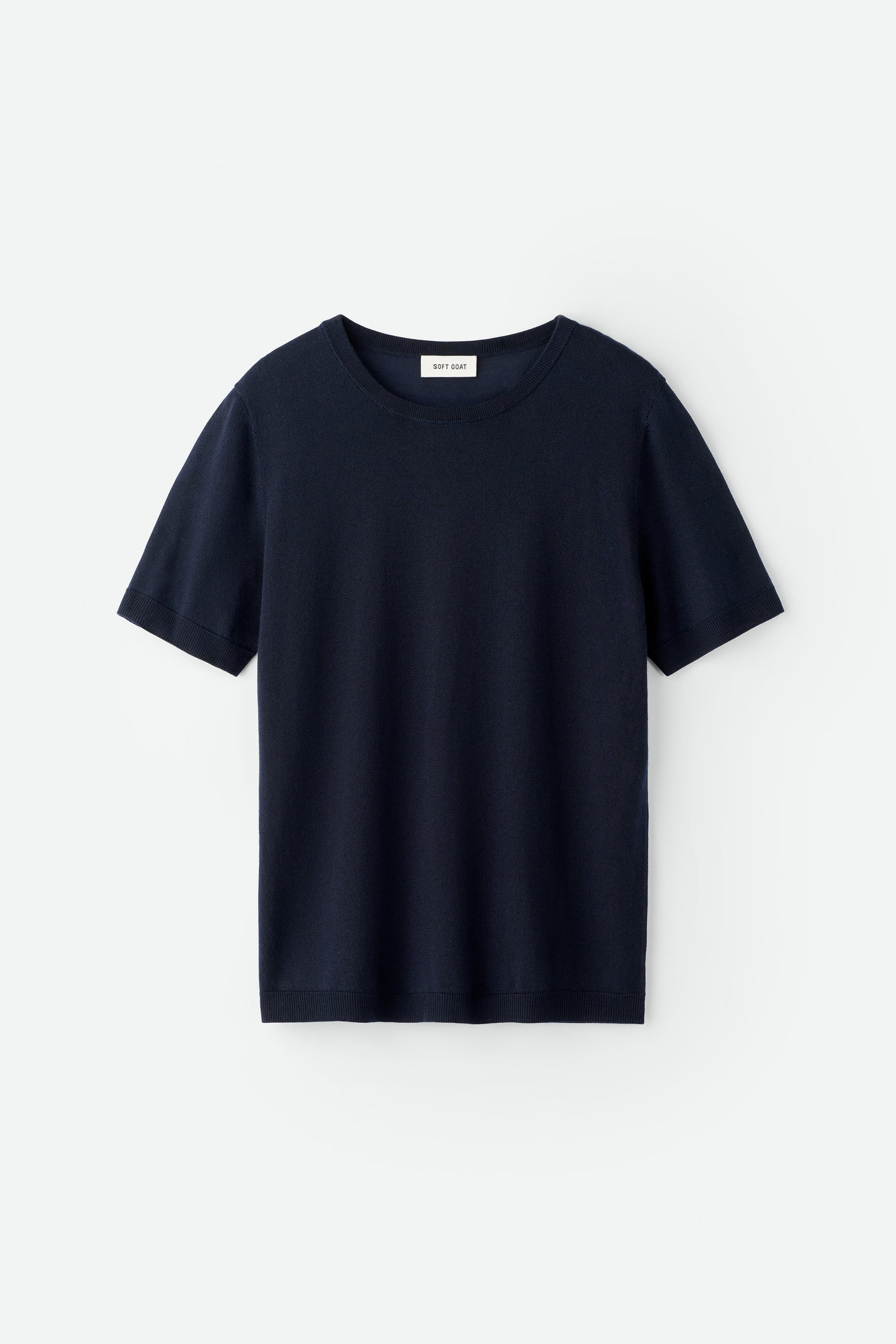 Featherlight tee 1